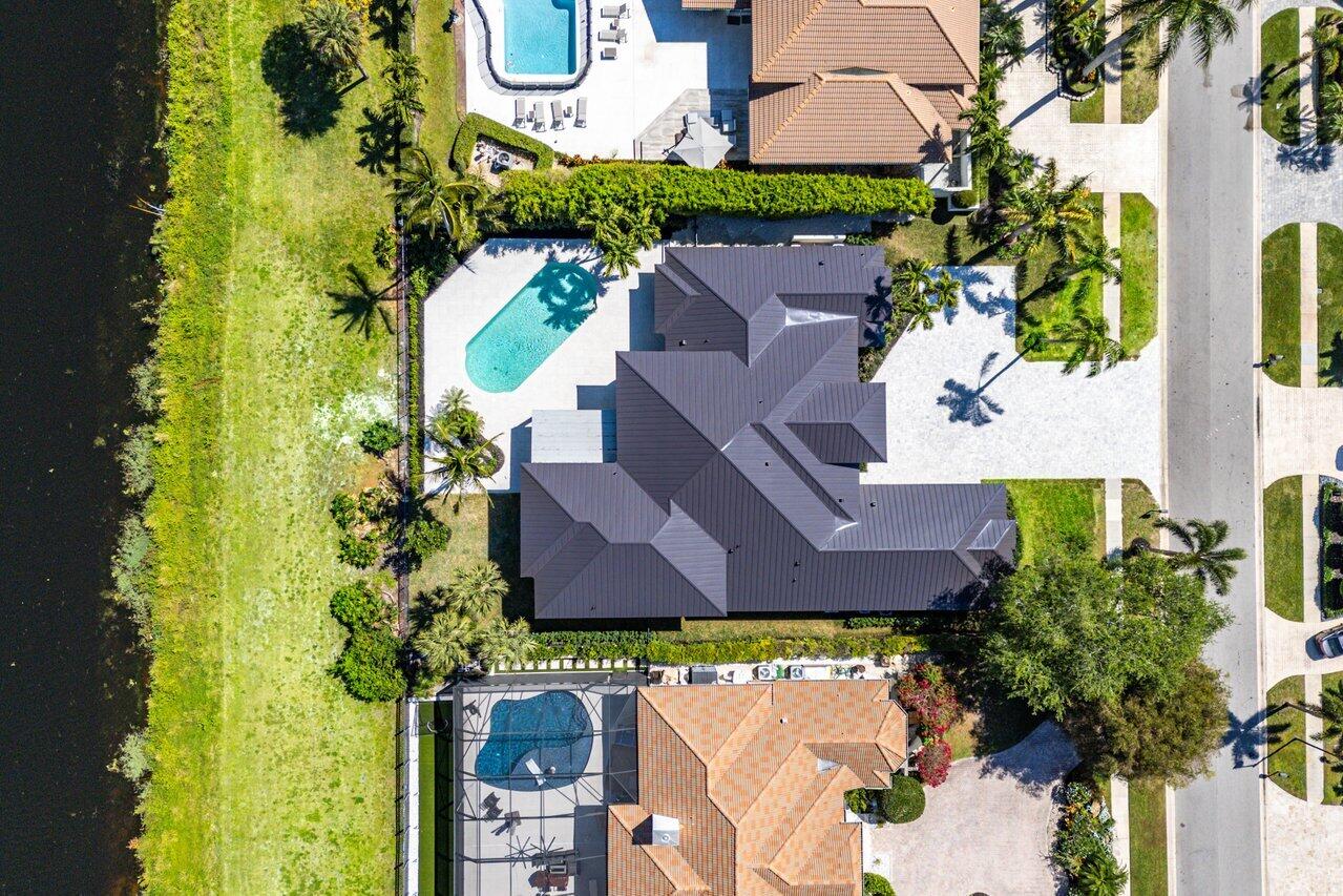 4260 Bocaire Boulevard