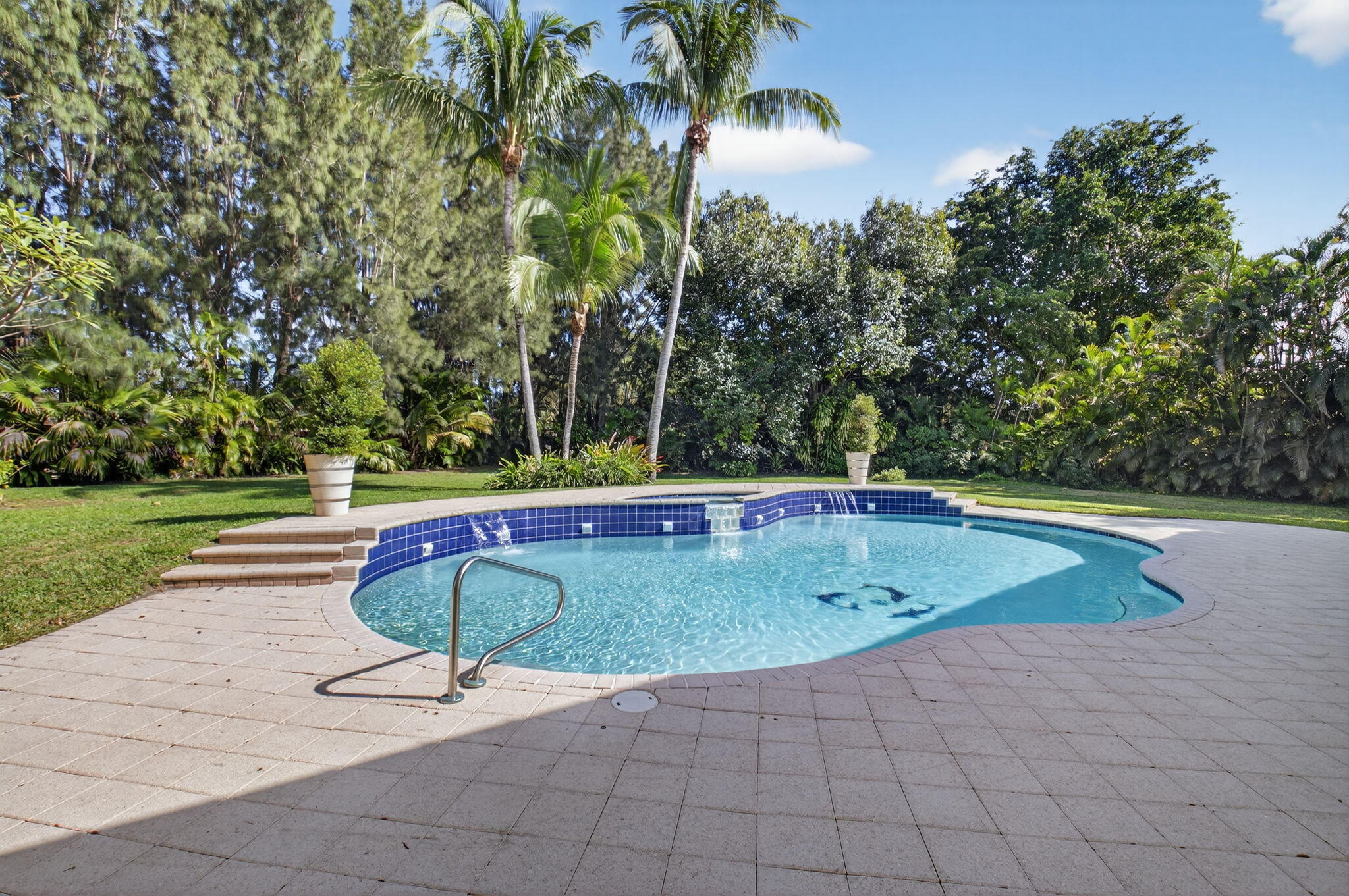 16164 Bridlewood Circle