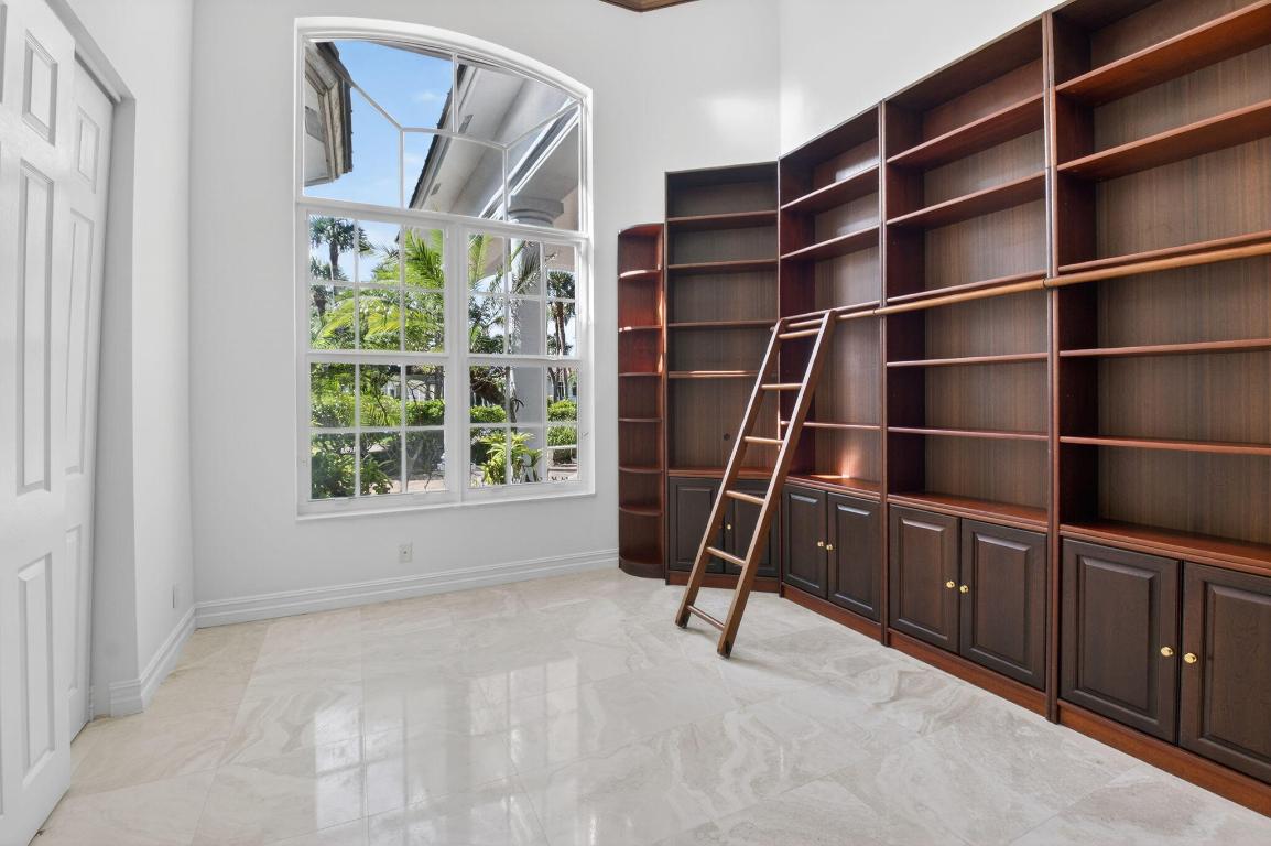 16164 Bridlewood Circle