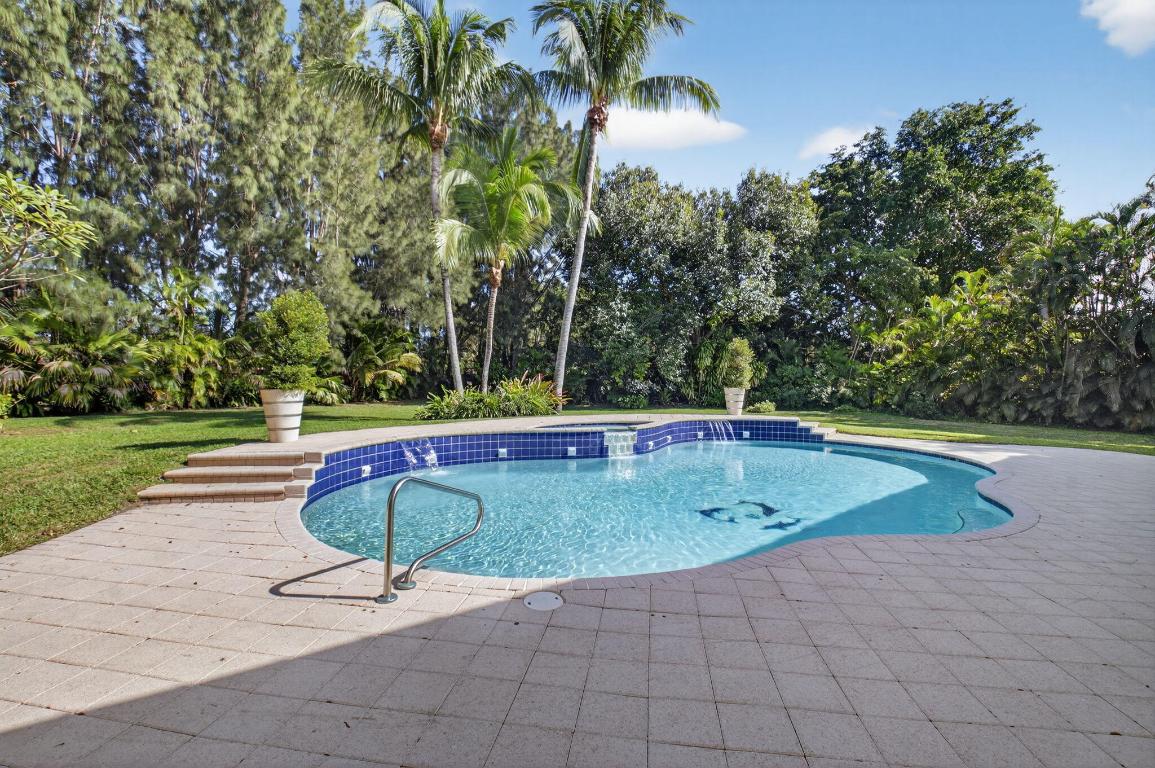 16164 Bridlewood Circle