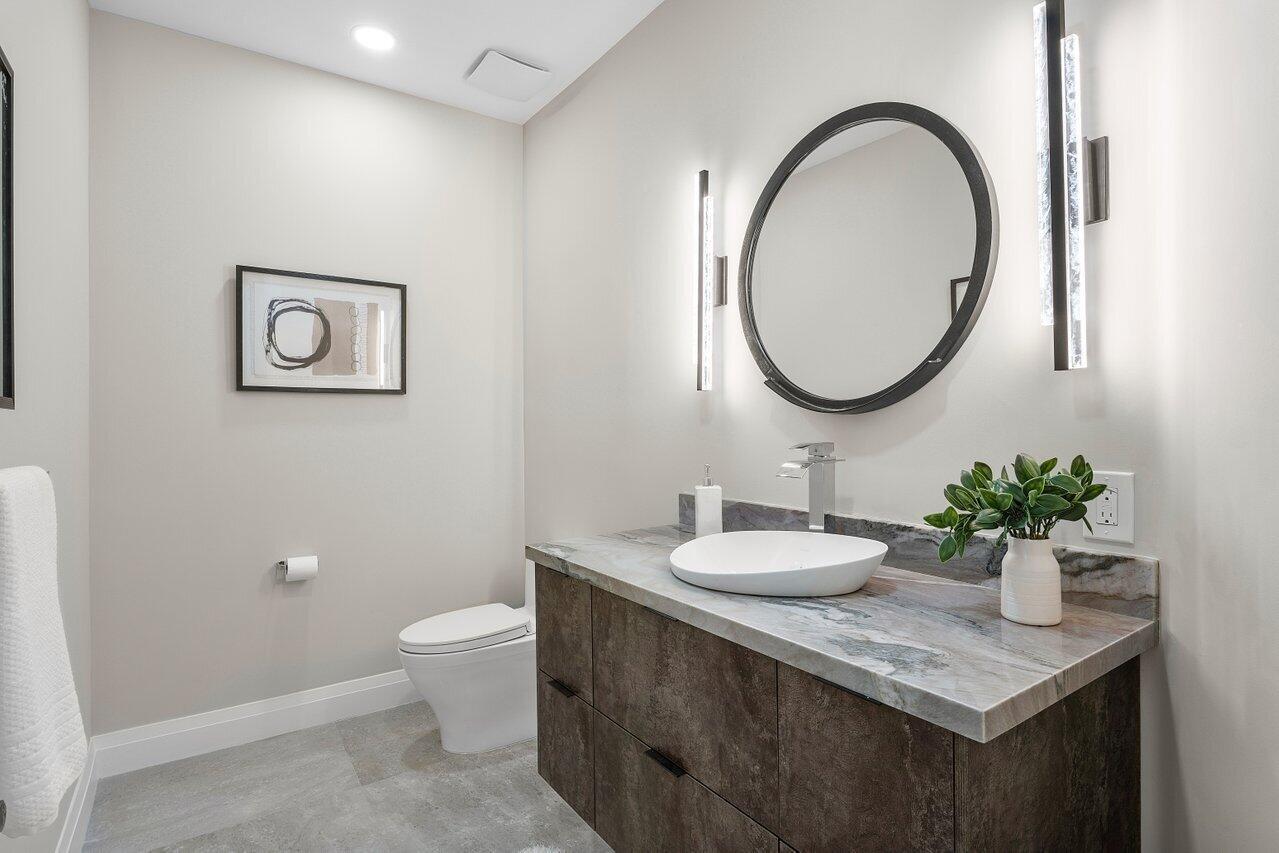 16164 Bridlewood Circle