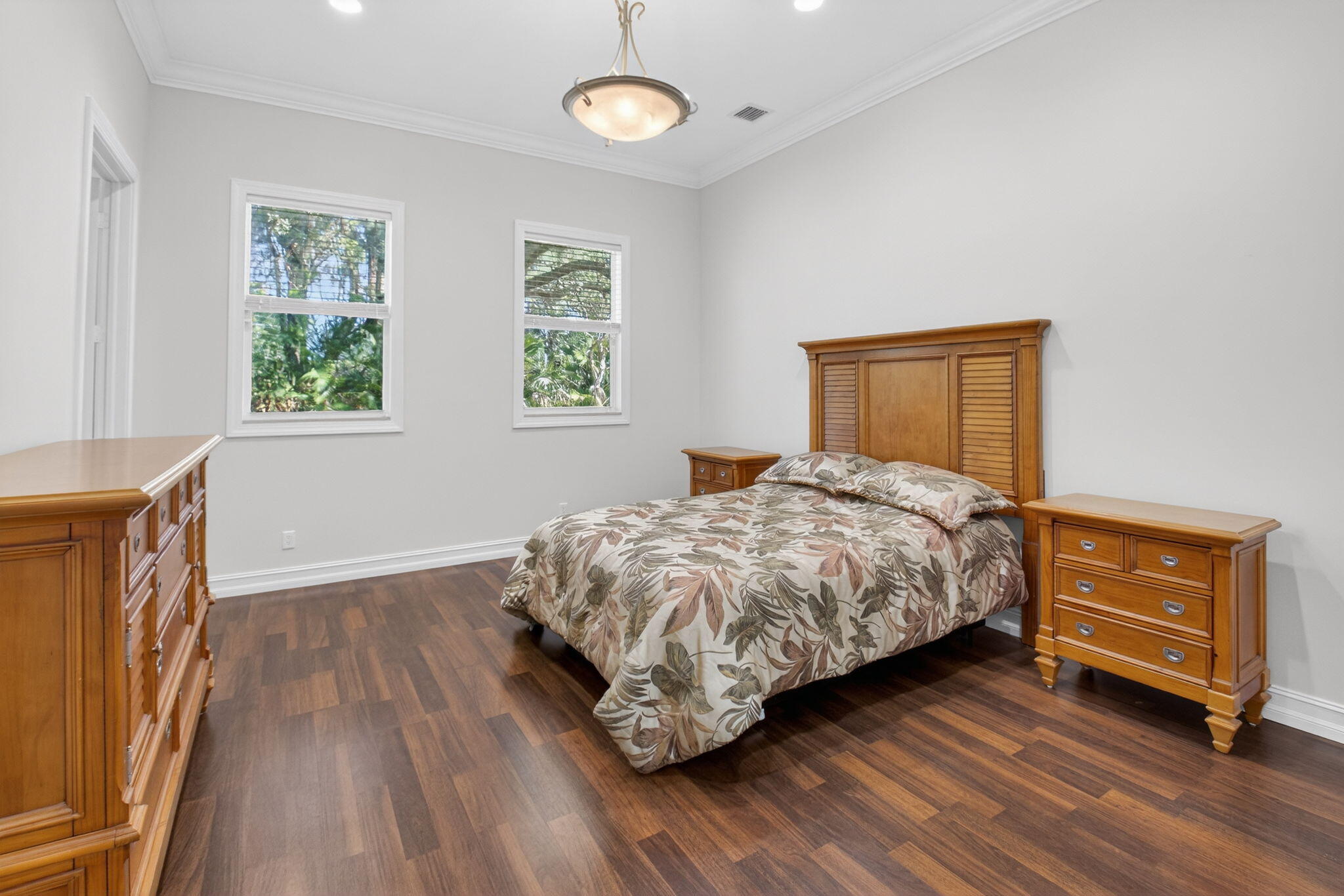 16164 Bridlewood Circle