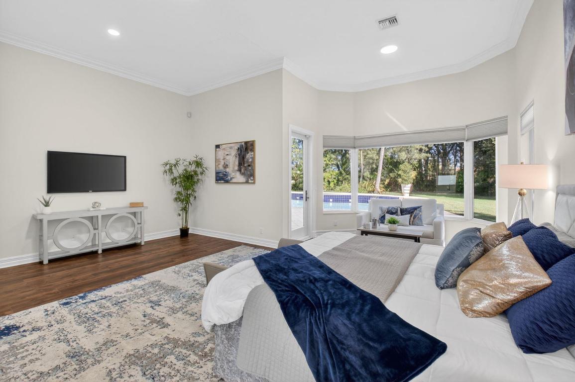 16164 Bridlewood Circle