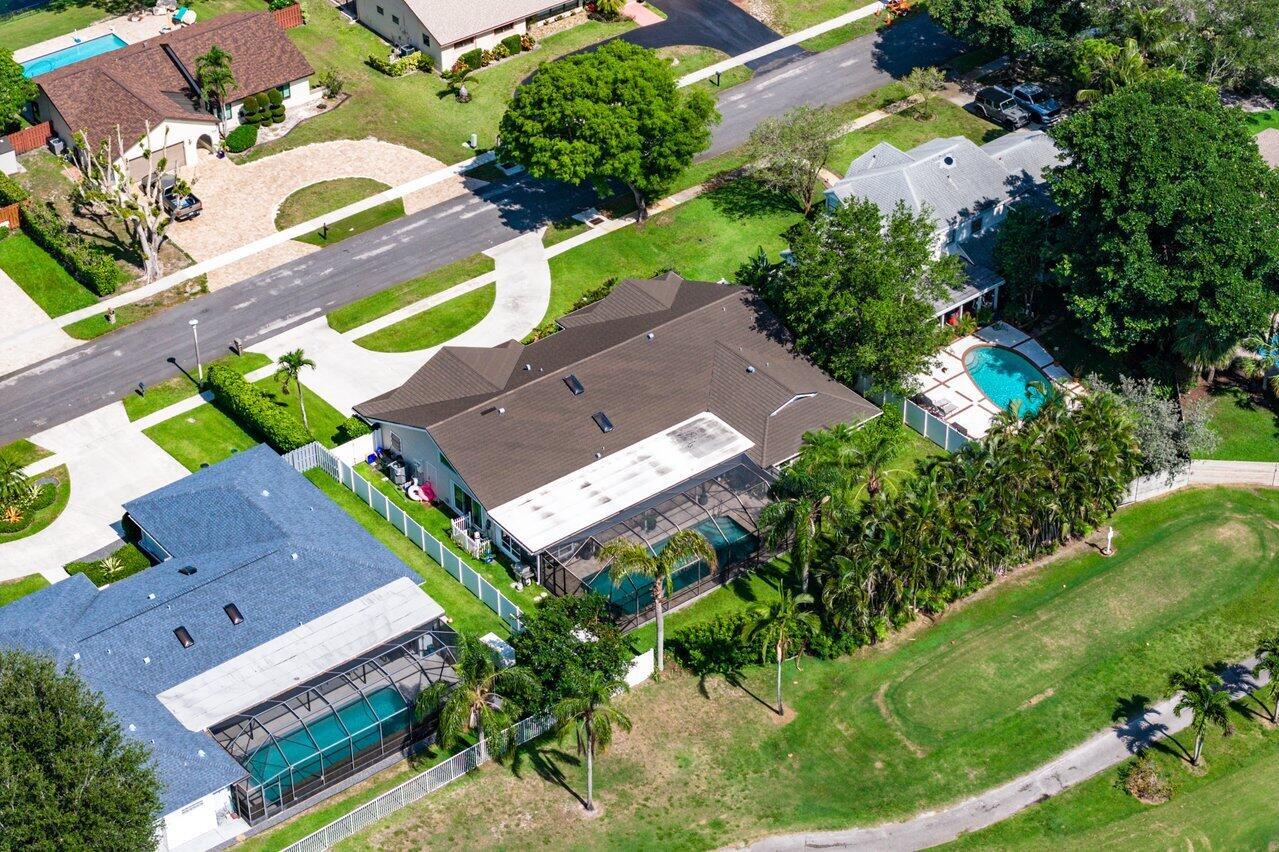 3127 Lakeview Drive