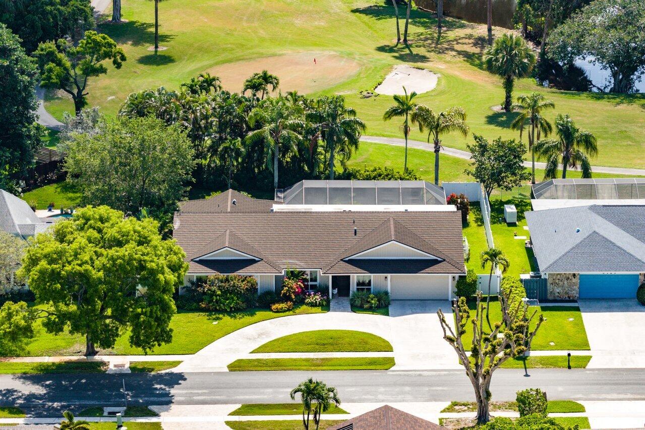 3127 Lakeview Drive