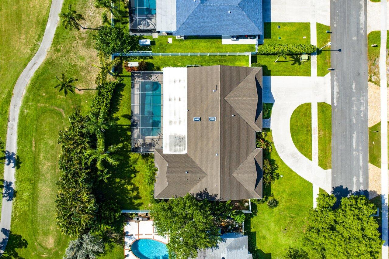 3127 Lakeview Drive