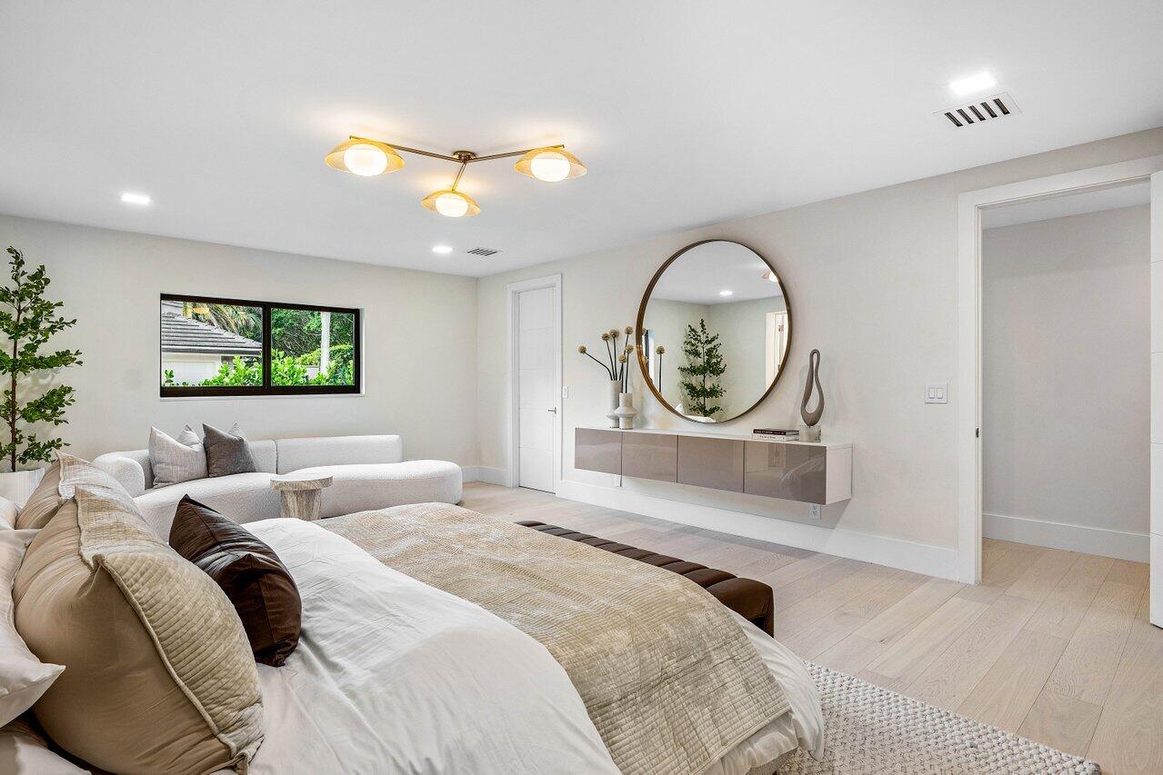 8090 Twin Lake Drive