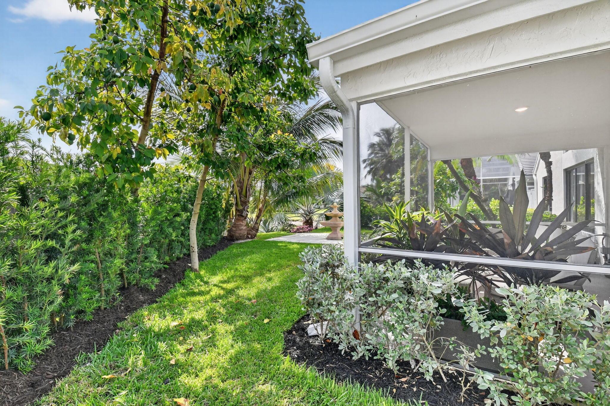 1175 Sea Grape Circle