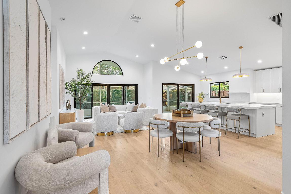 5723 Aspen Ridge Circle