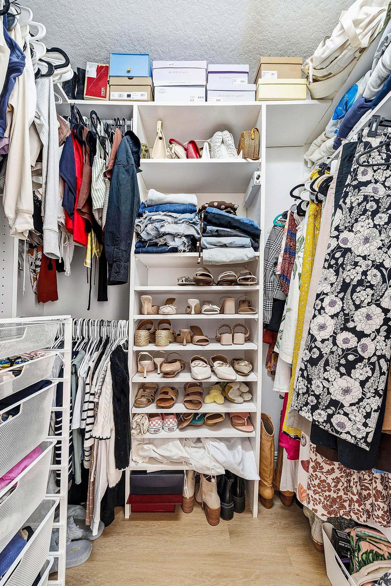 5657 Aspen Ridge Circle