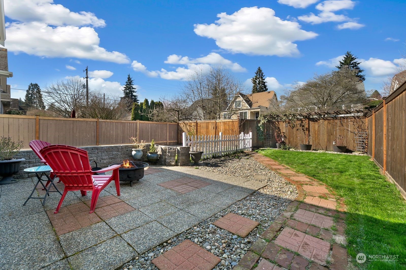 7709 19th Avenue NE
