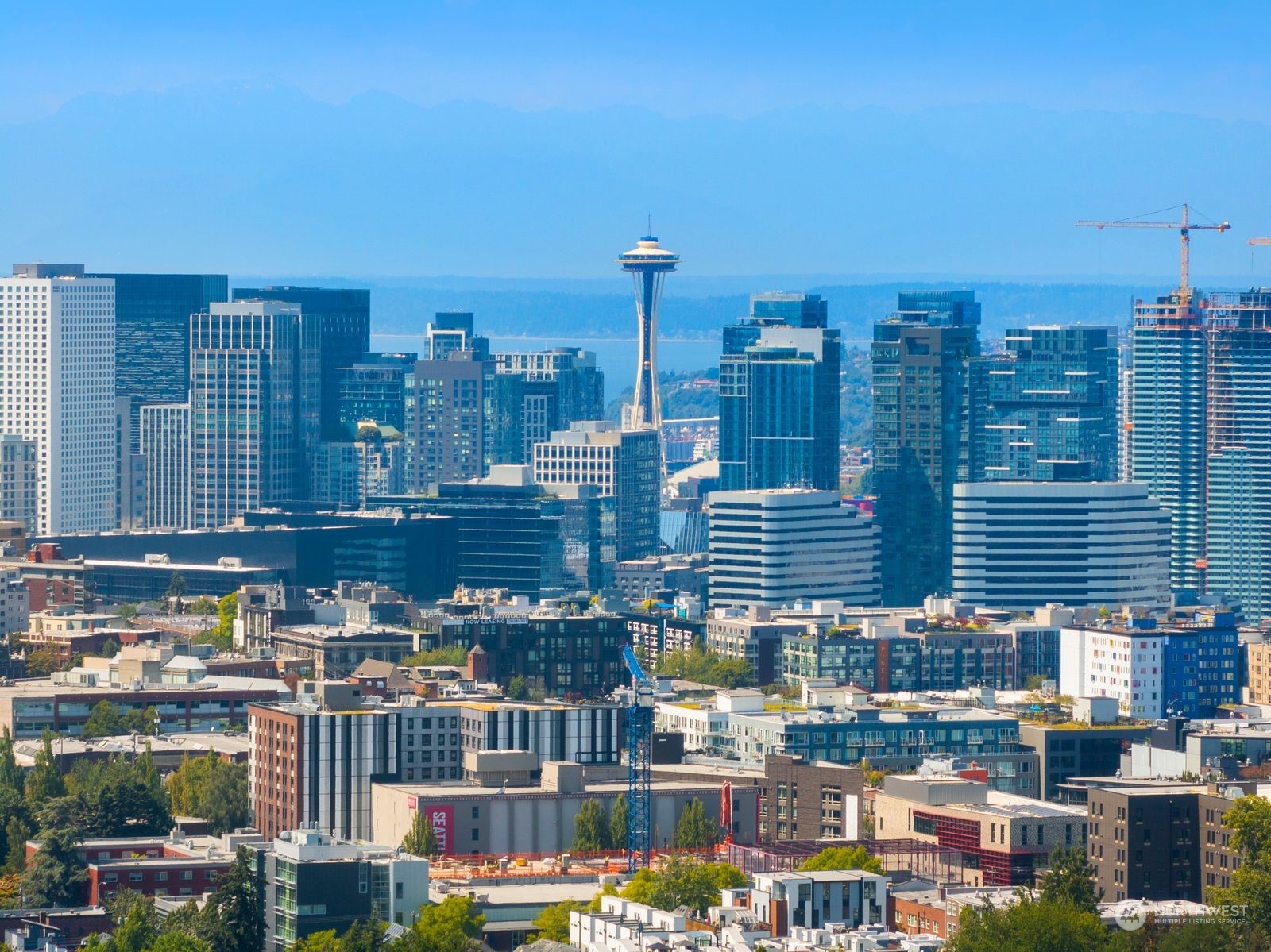 1910 E Columbia Street