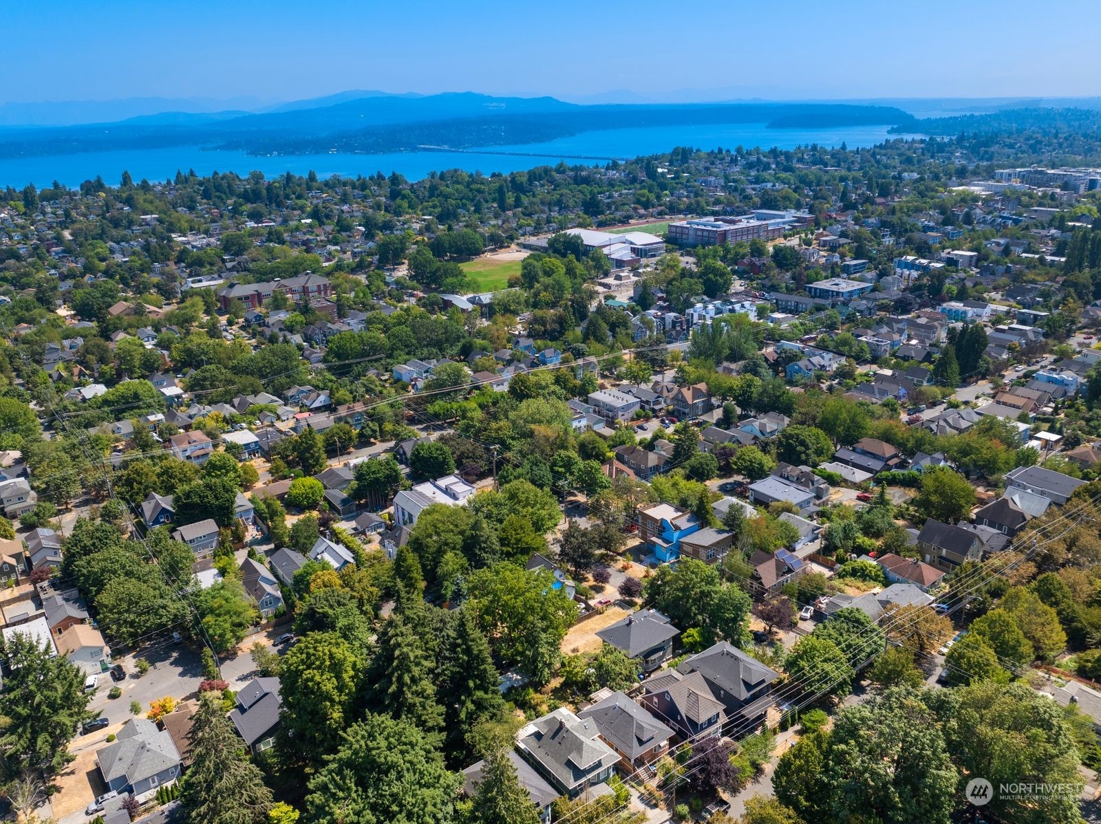 1910 E Columbia Street