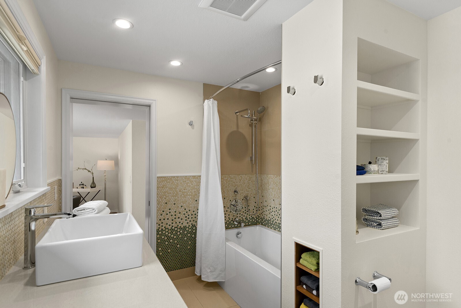 16003 32nd Avenue NE