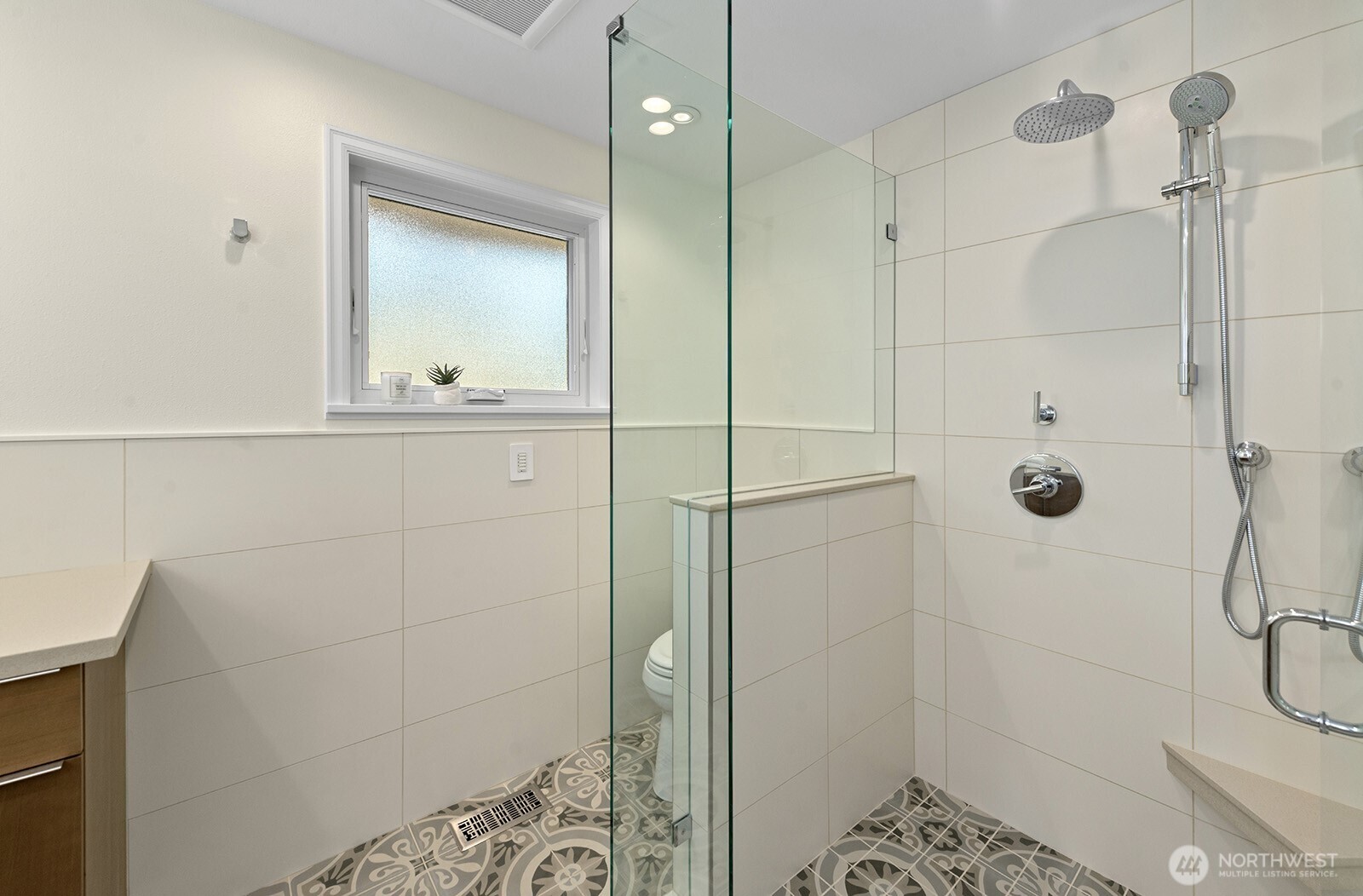 16003 32nd Avenue NE