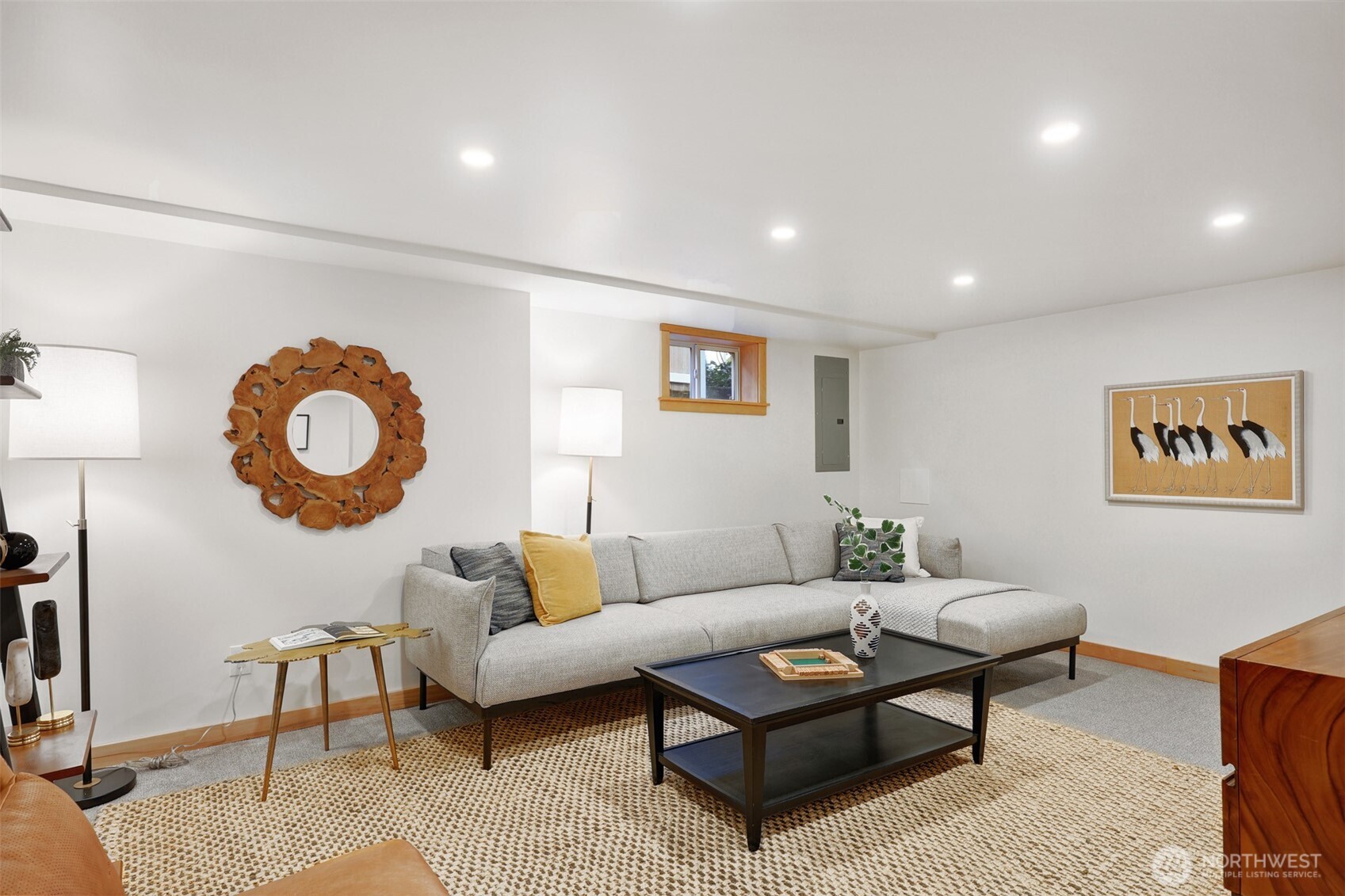 7525 17th Avenue NW
