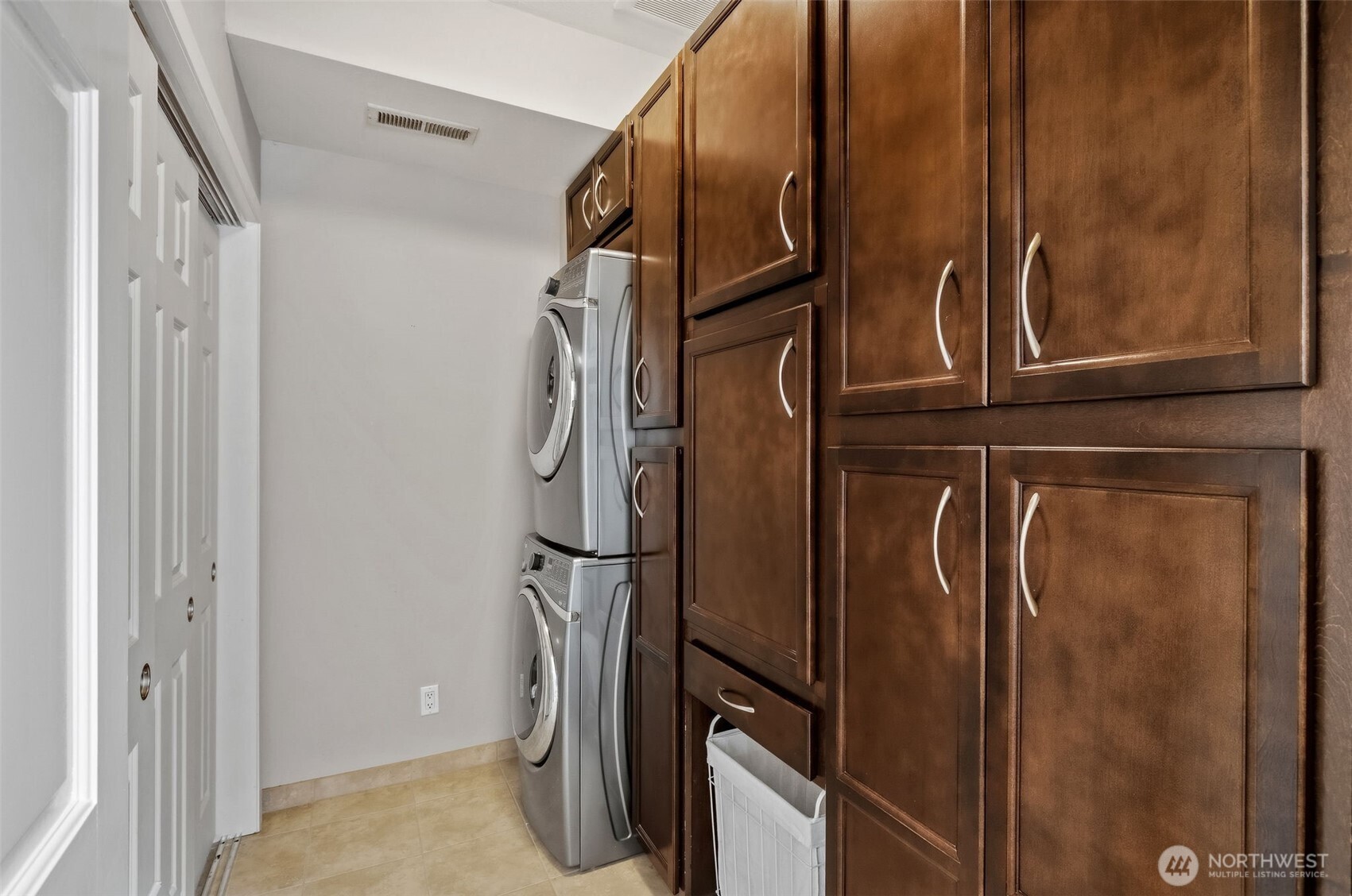 311 2nd St. S Unit: 302
