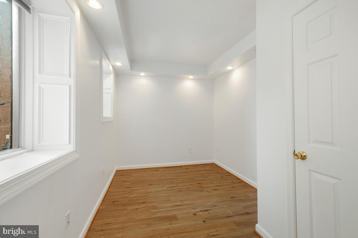 1125 12TH STREET NW 23