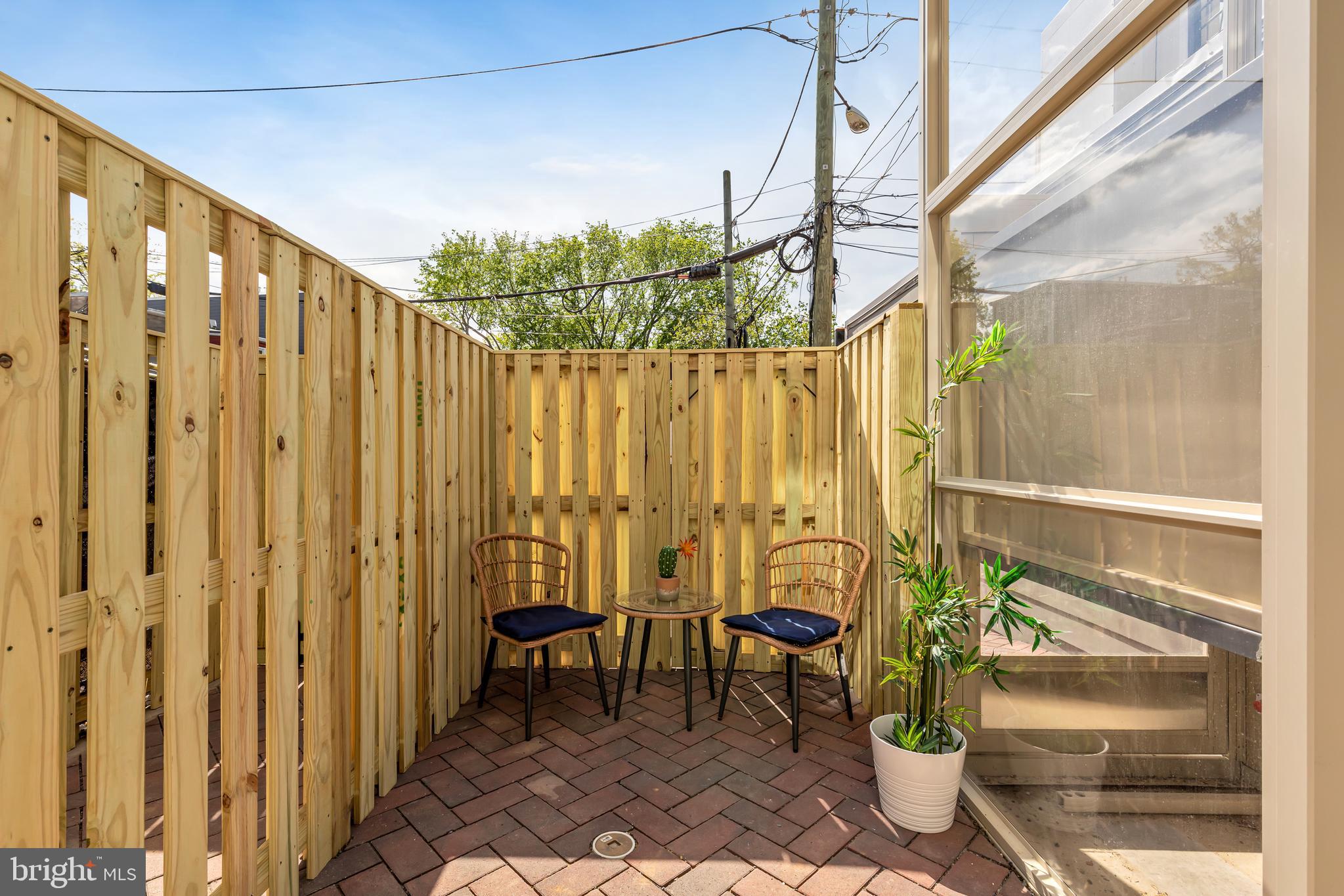 4014 GEORGIA AVENUE NW C02