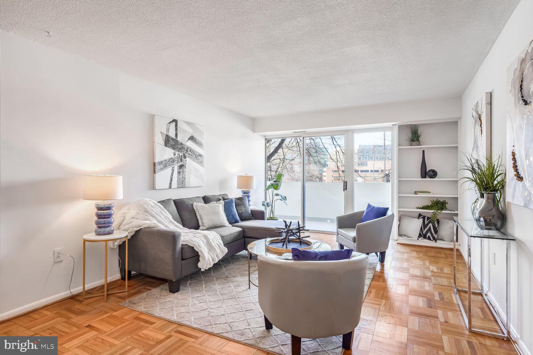 700 7TH STREET SW 208