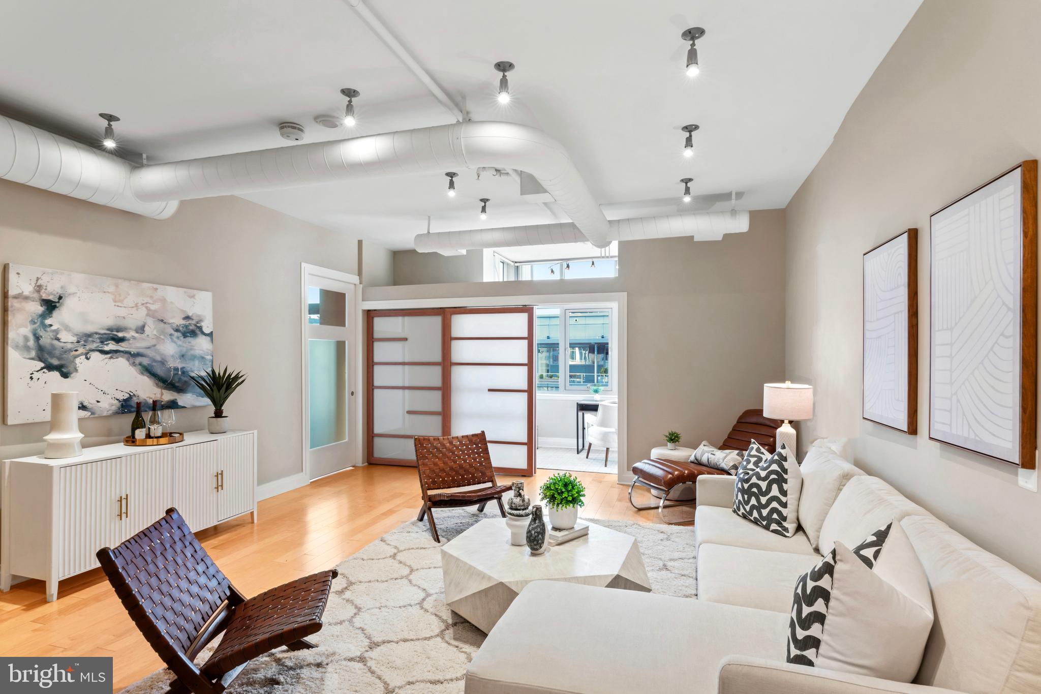 811 4TH STREET NW 1011