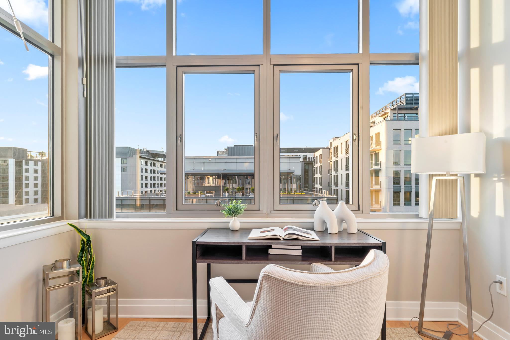 811 4TH STREET NW 1011