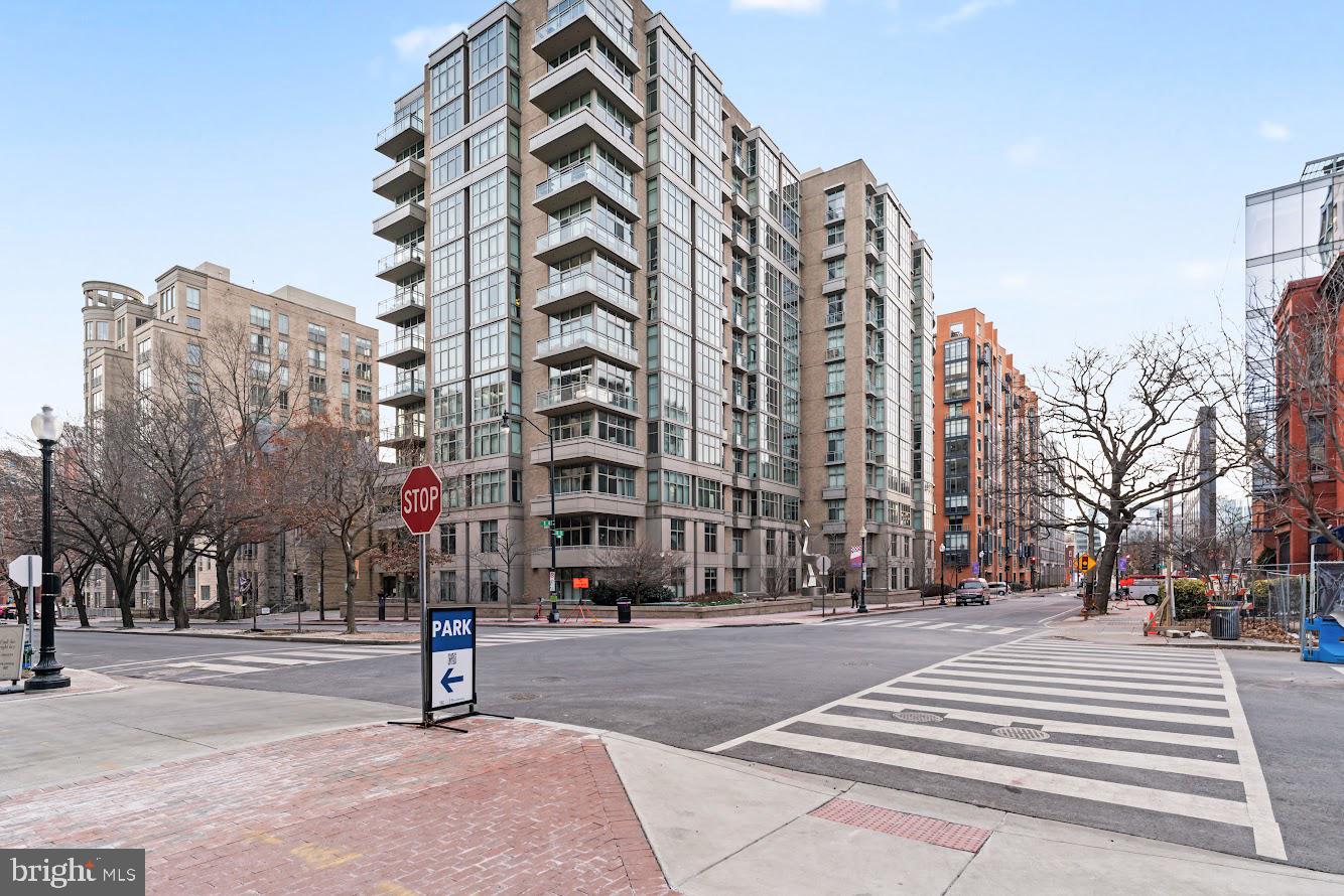 811 4TH STREET NW 1011