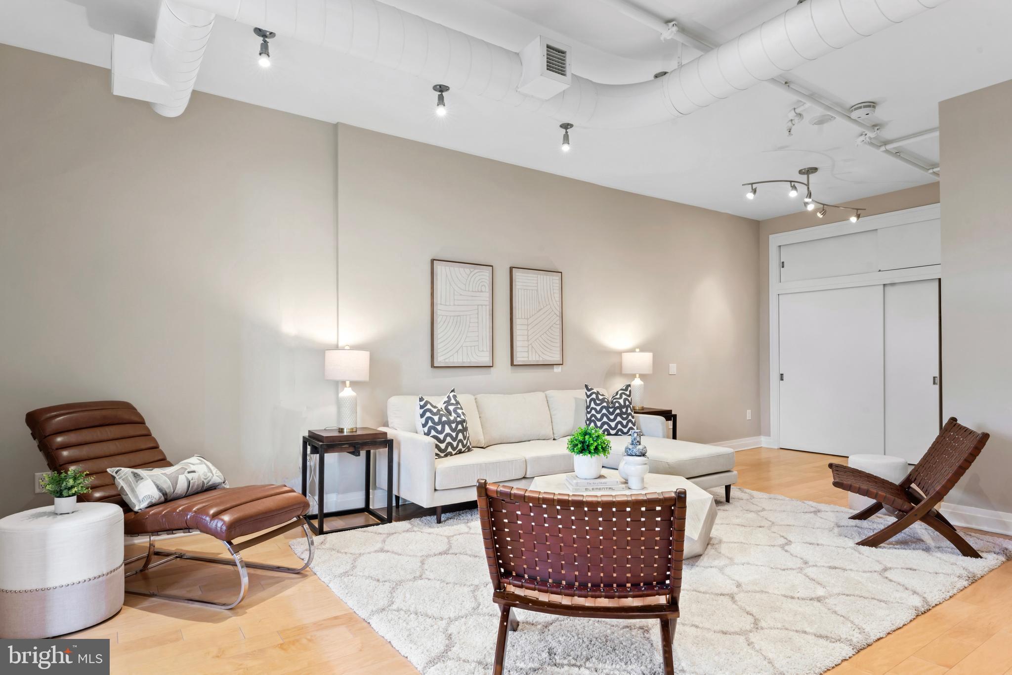 811 4TH STREET NW 1011