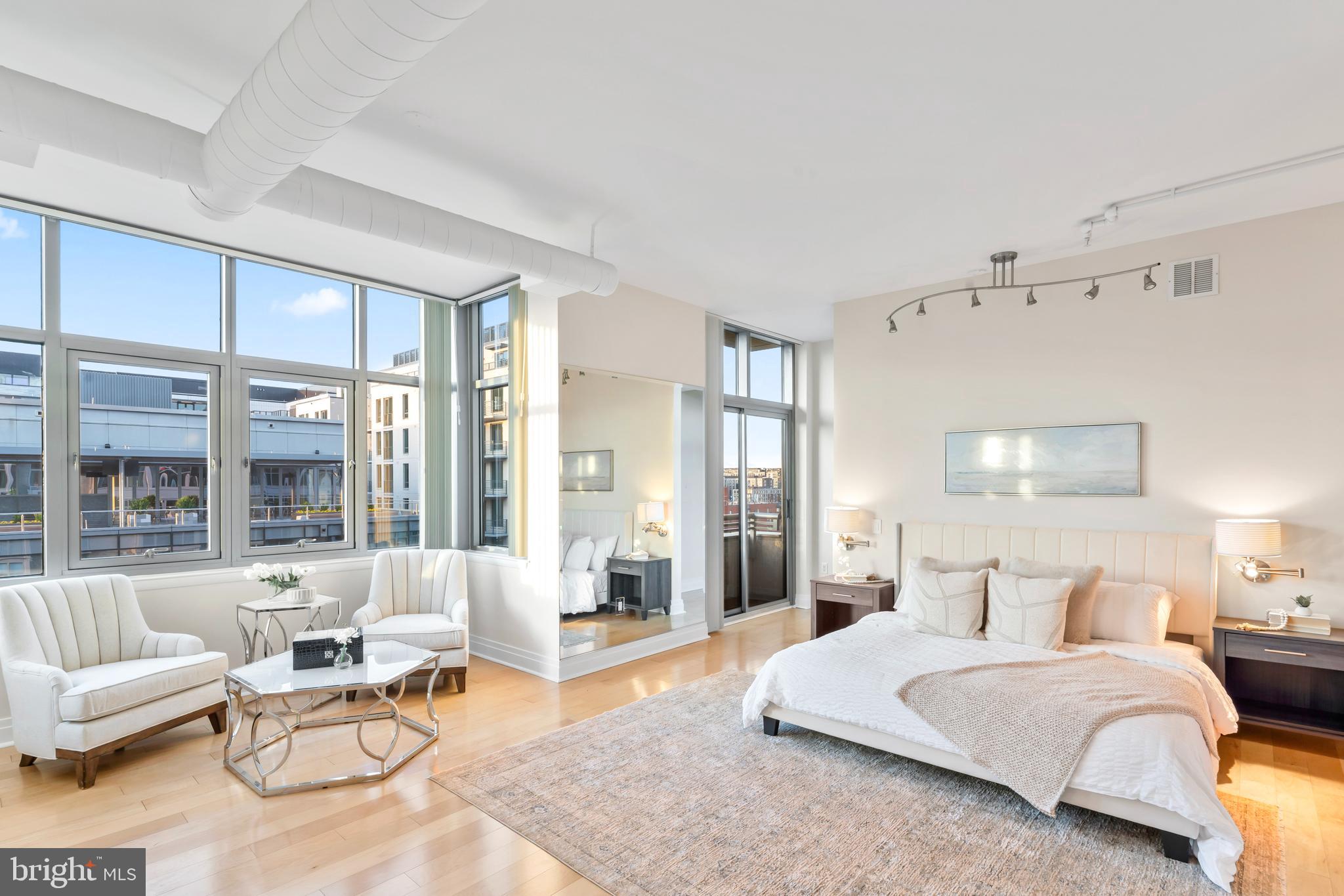 811 4TH STREET NW 1011