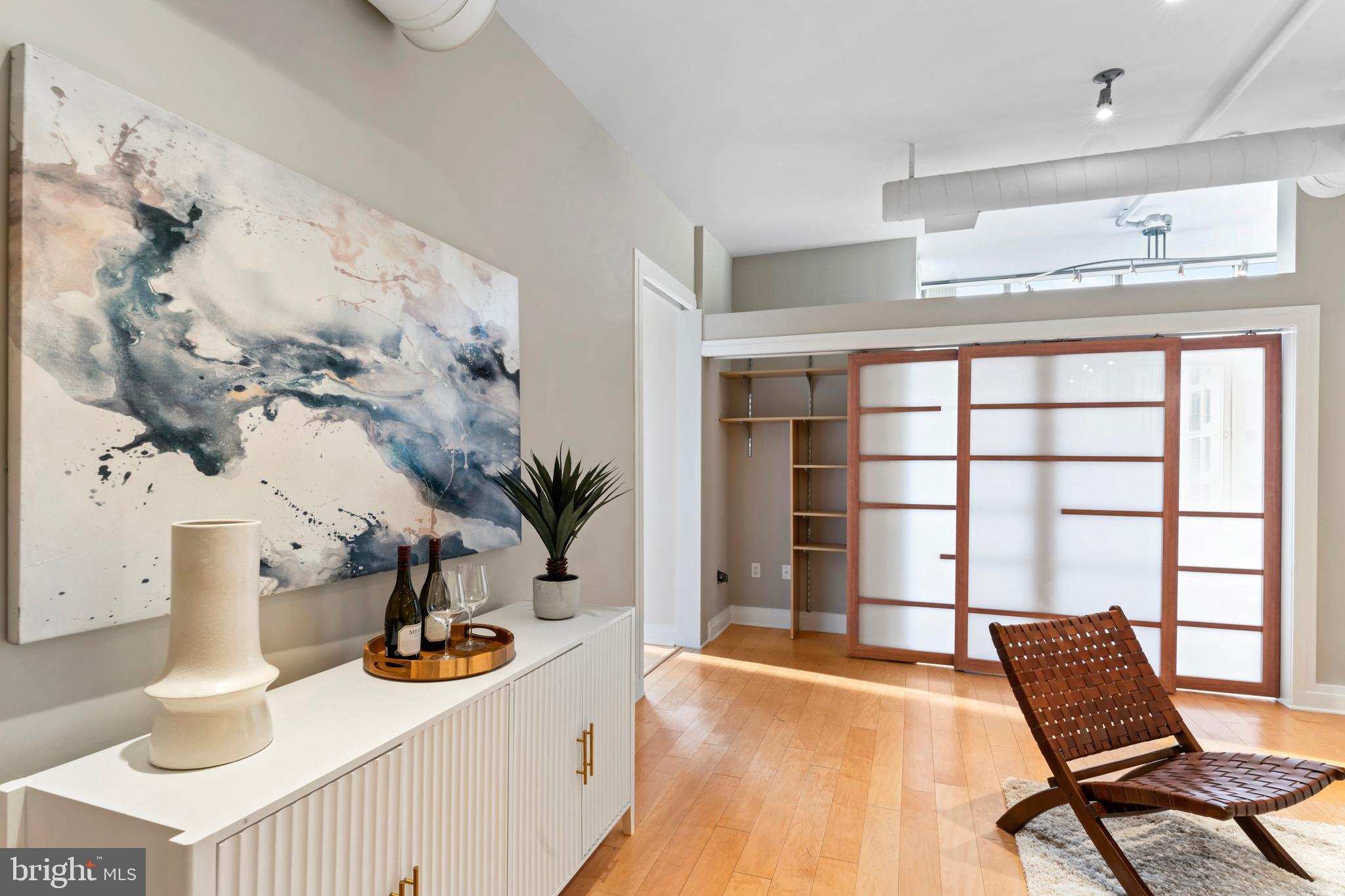 811 4TH STREET NW 1011