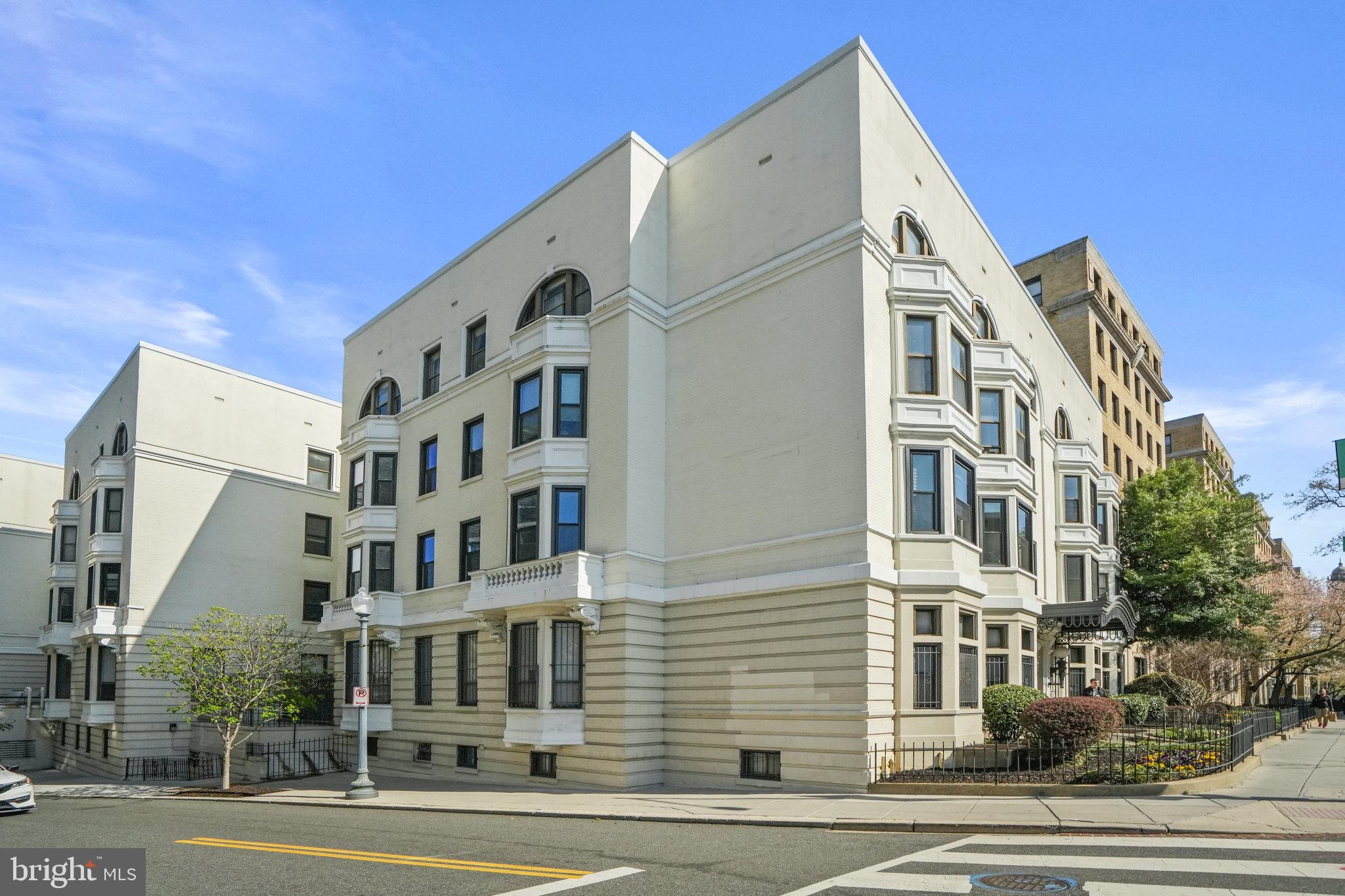 1669 COLUMBIA ROAD NW 201