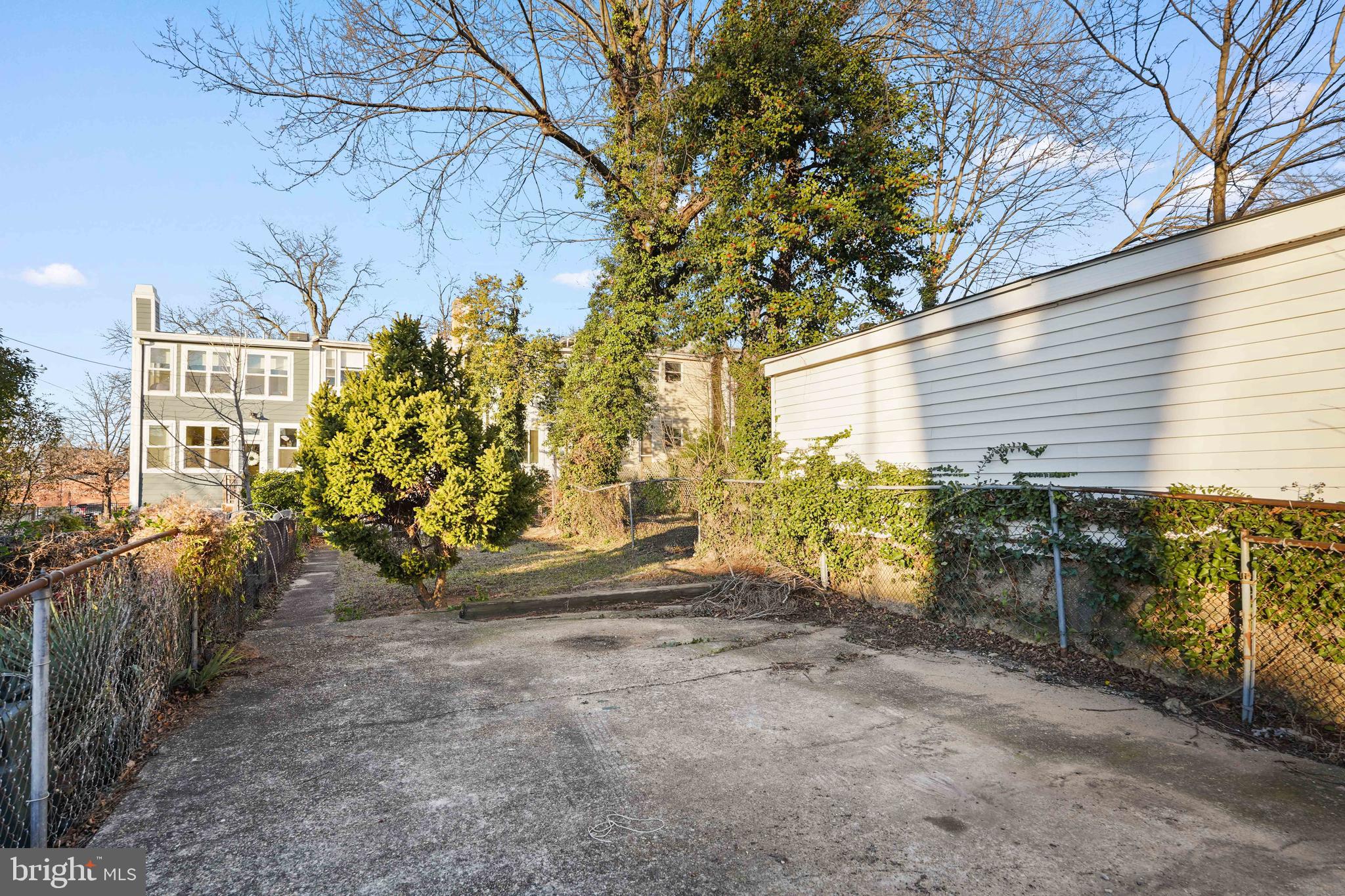 436 CRITTENDEN STREET NW