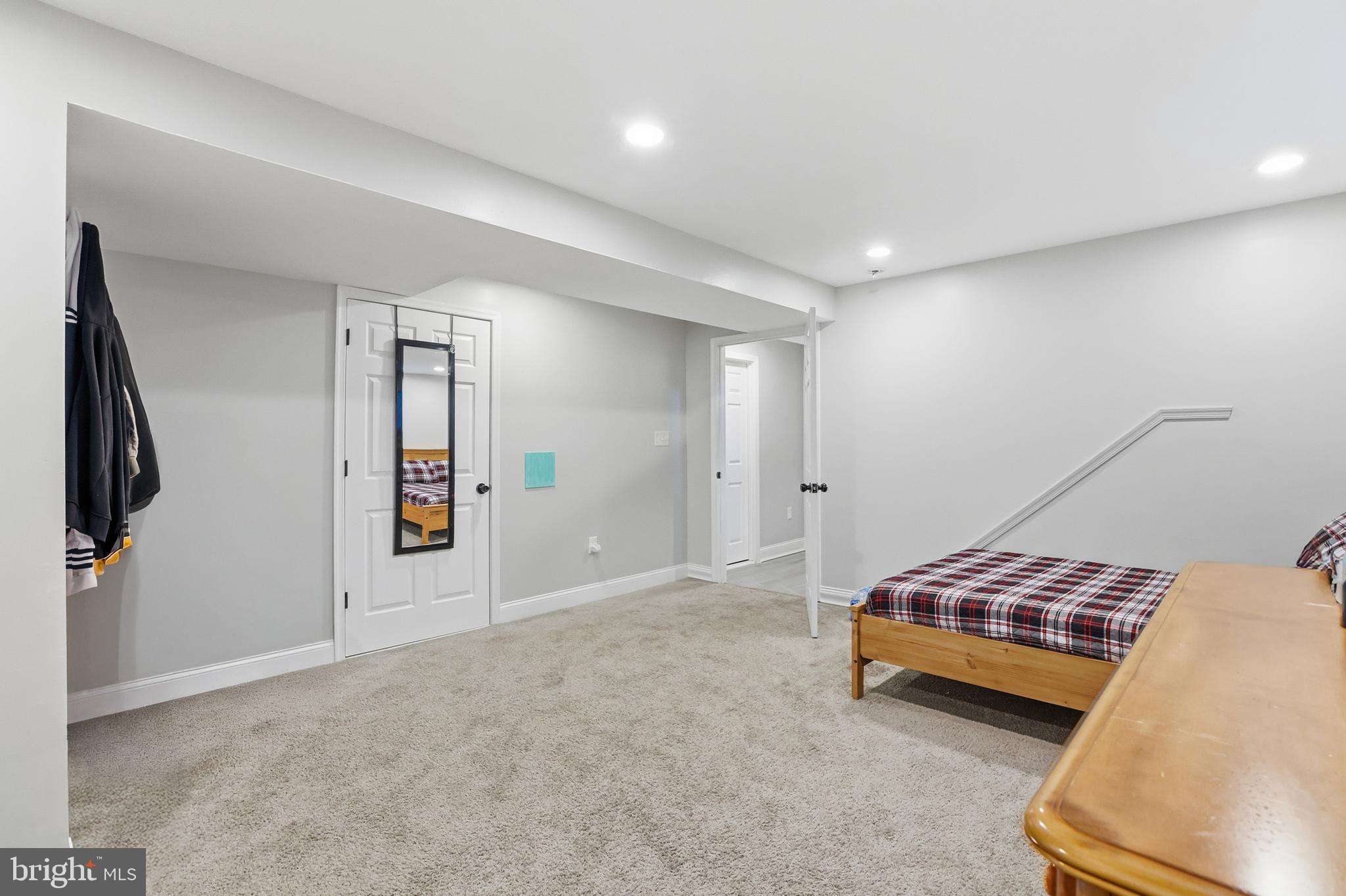 211 JACK STREET