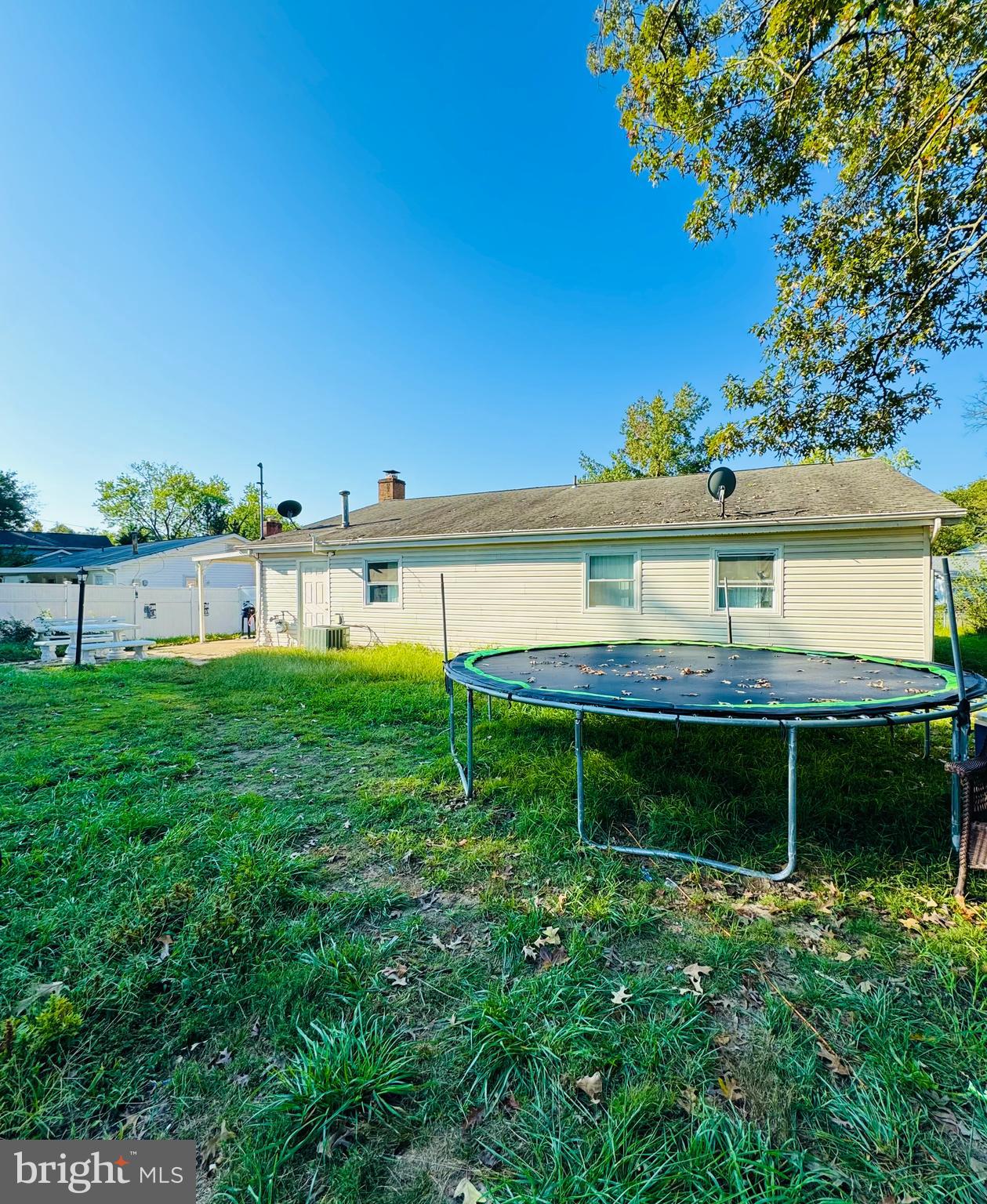 1110 HAMLIN ROAD