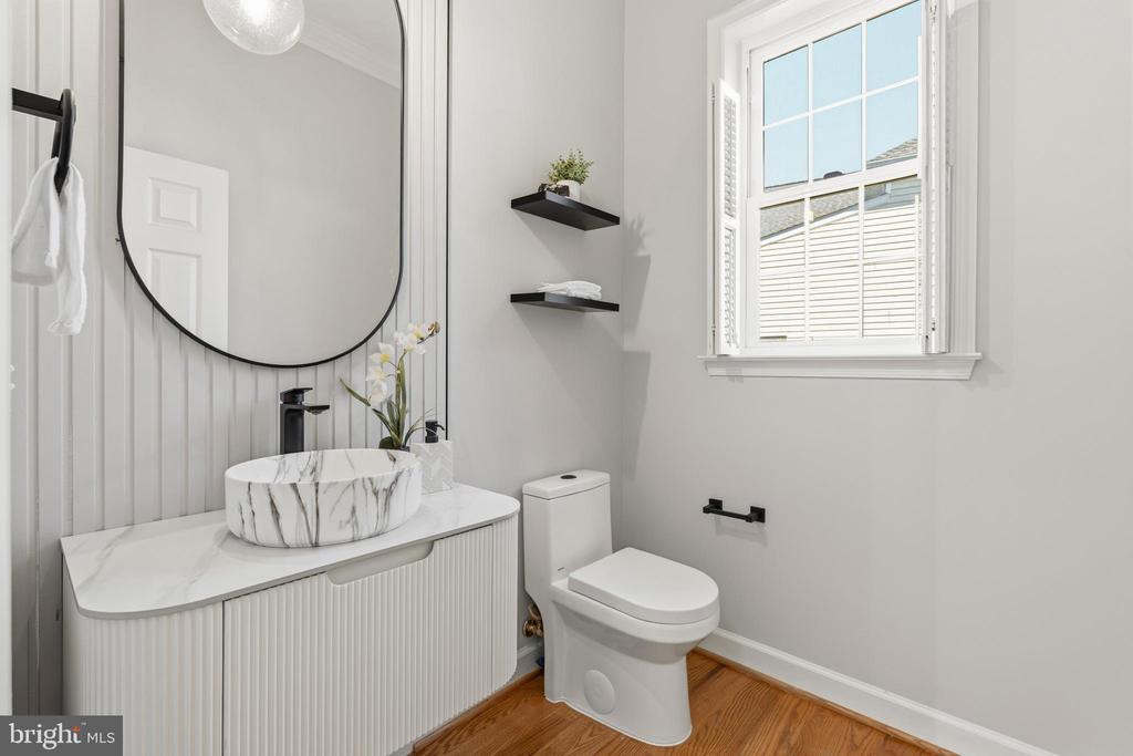 1809 KINGS FOREST TRAIL