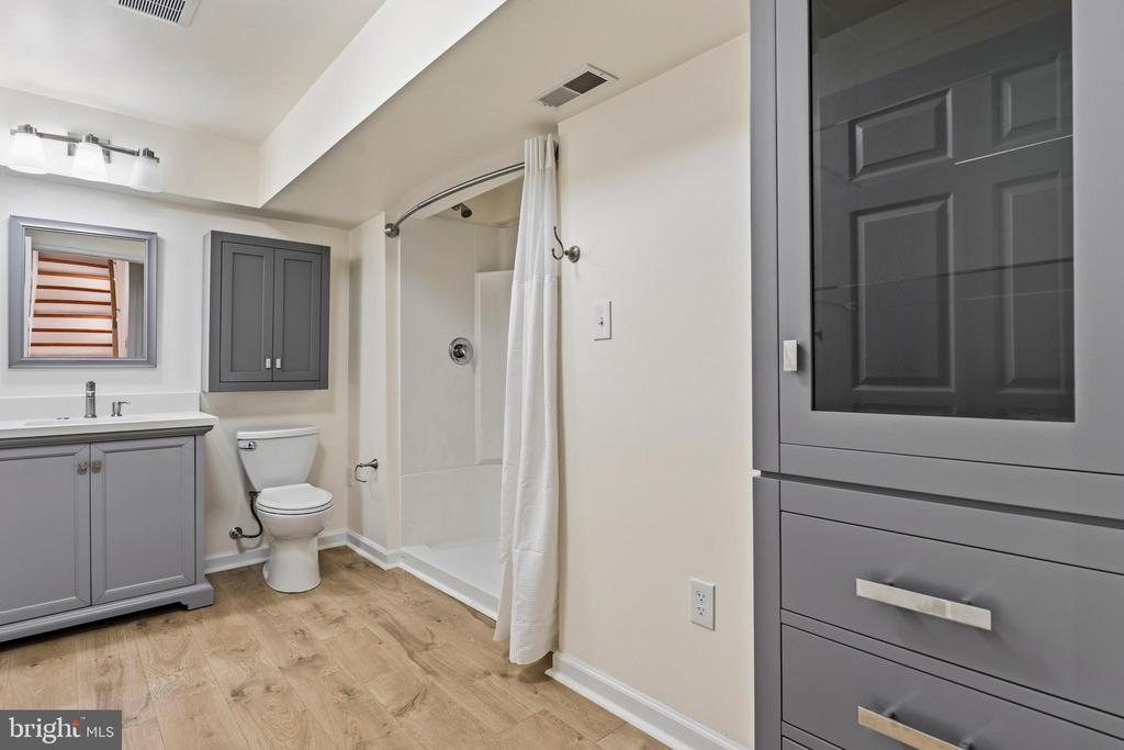 1809 KINGS FOREST TRAIL