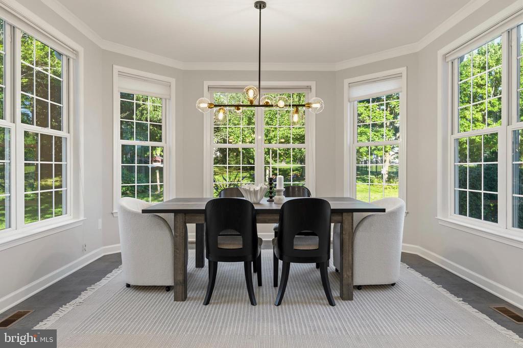 1809 KINGS FOREST TRAIL