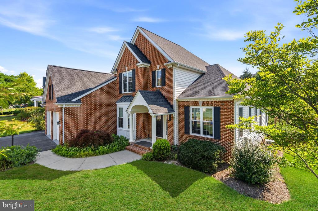 1809 KINGS FOREST TRAIL