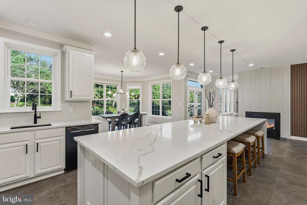 1809 KINGS FOREST TRAIL