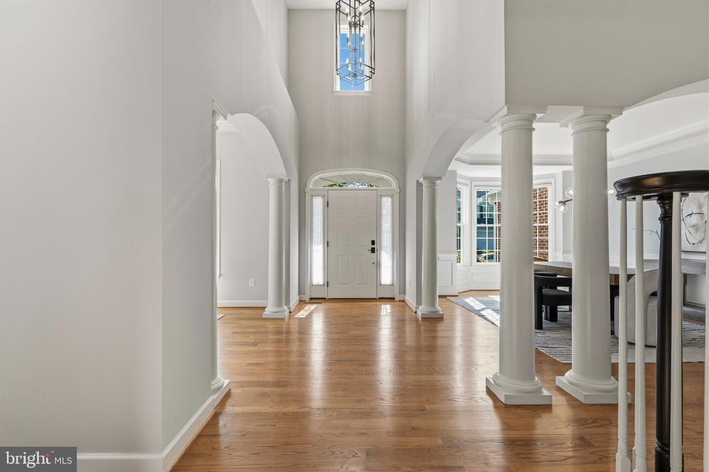 1809 KINGS FOREST TRAIL