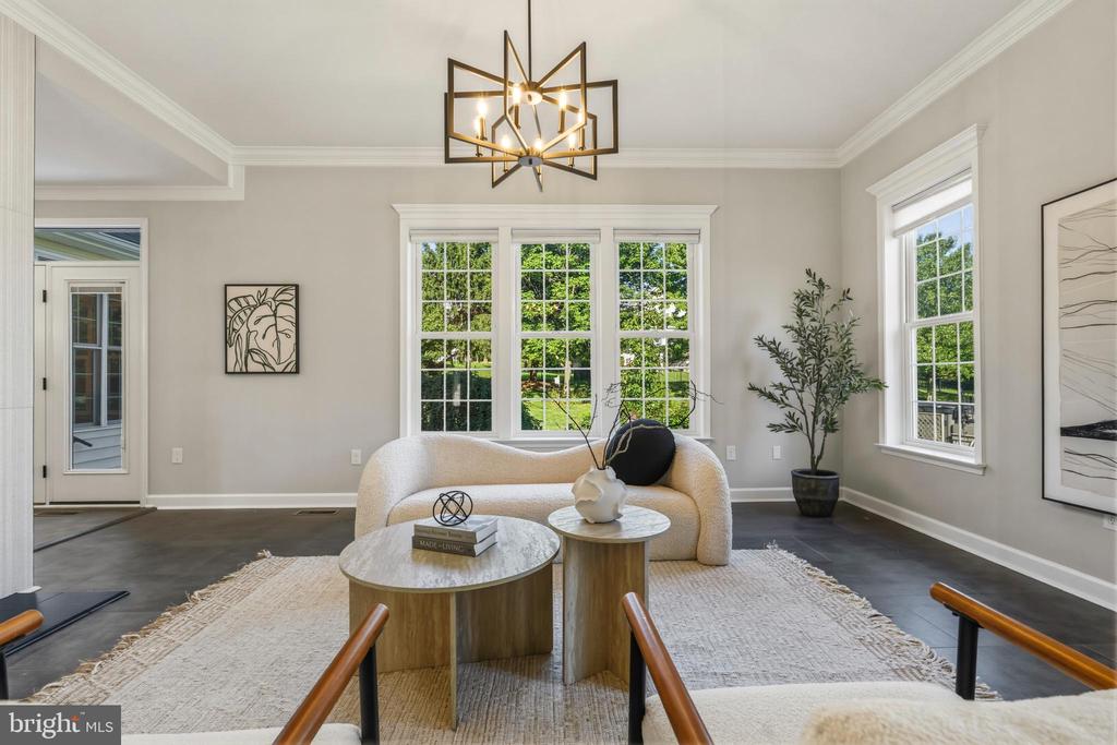 1809 KINGS FOREST TRAIL