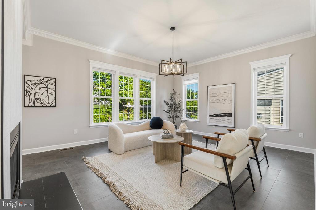 1809 KINGS FOREST TRAIL