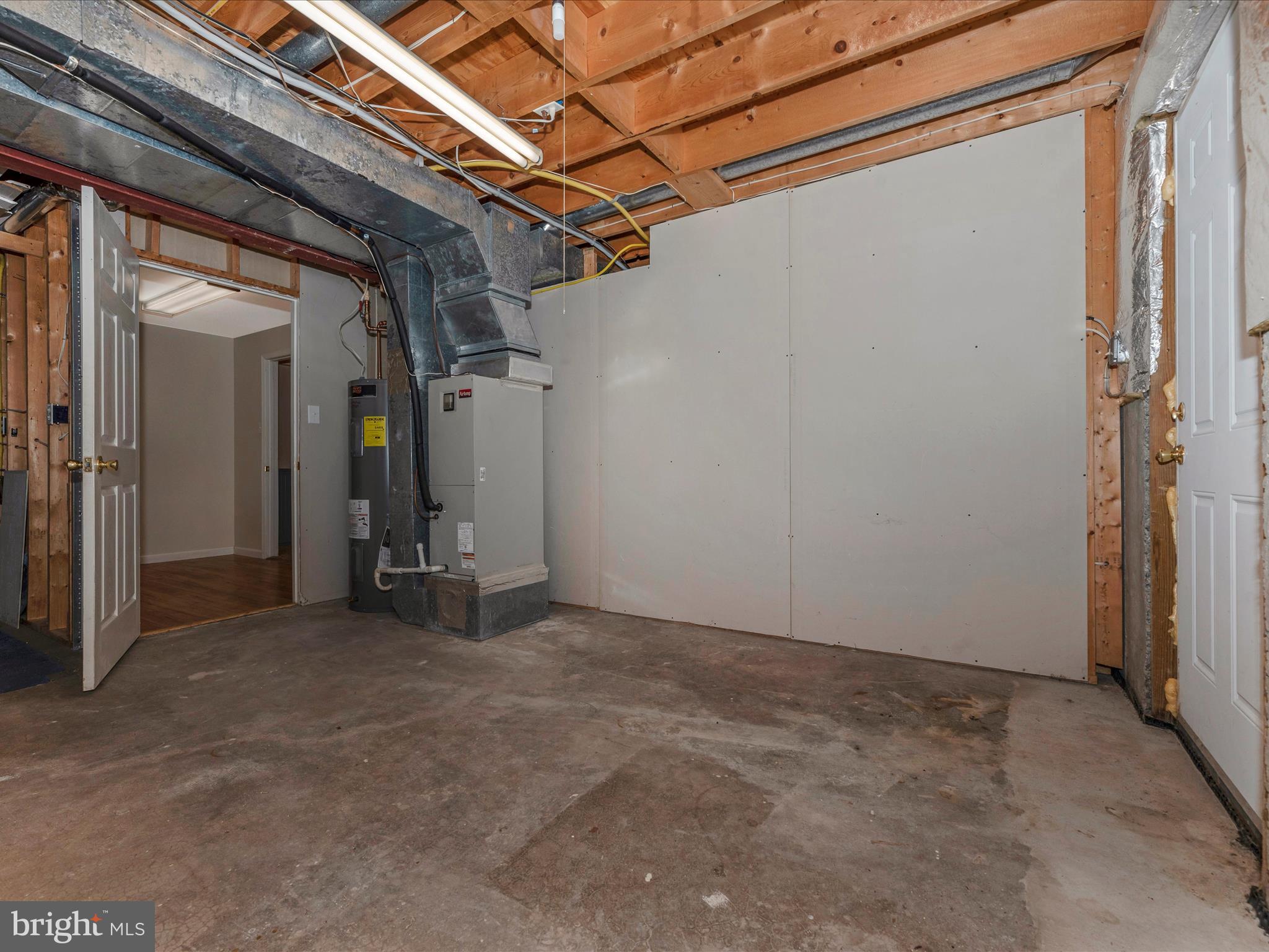 112 VICTOR DRIVE