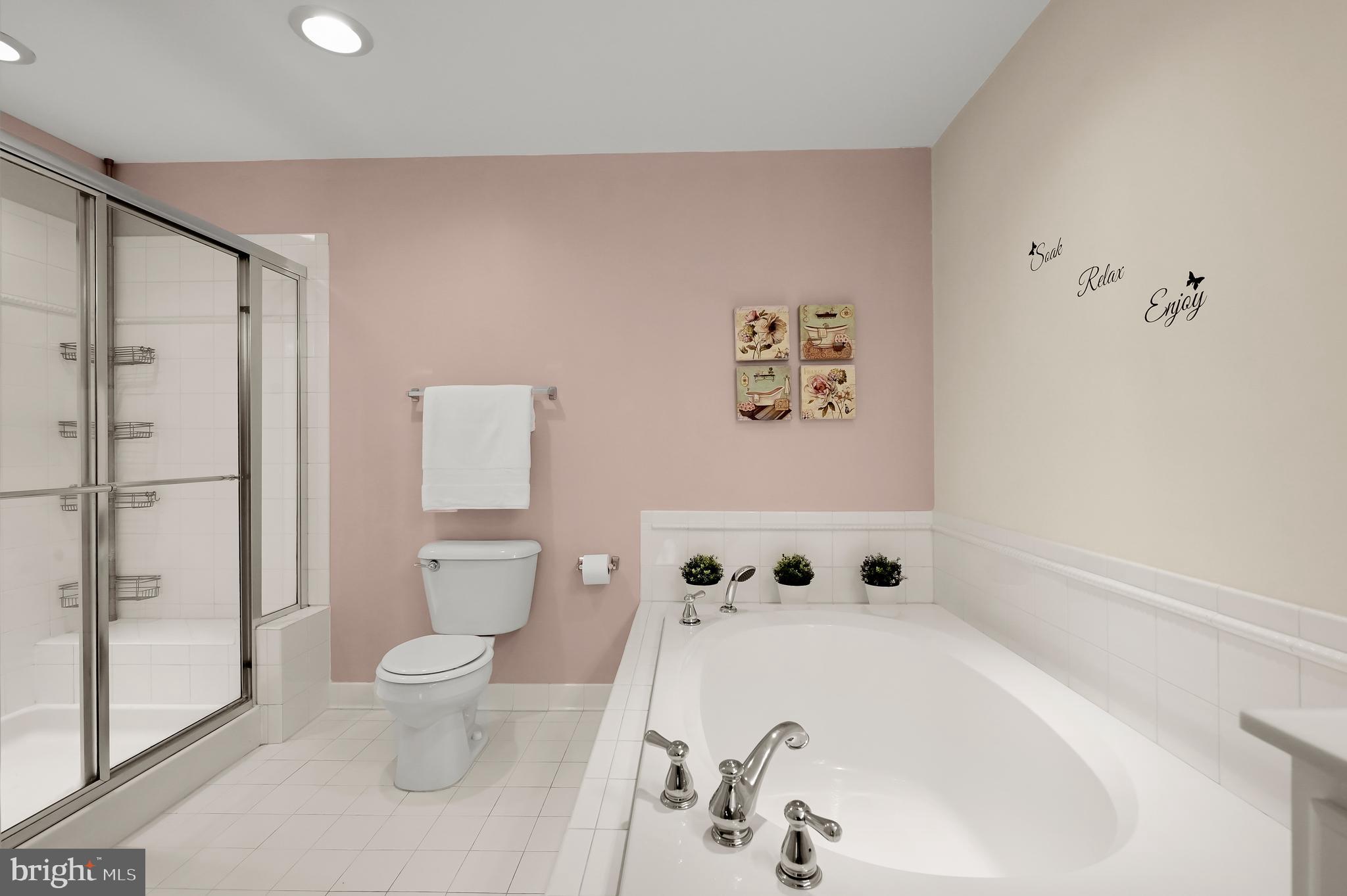 1788 POOLSIDE WAY A 21-A