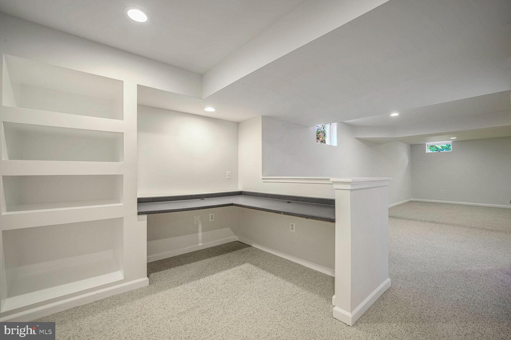 15 MANDA COURT