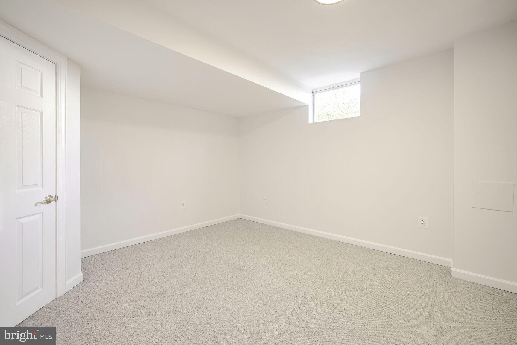 15 MANDA COURT