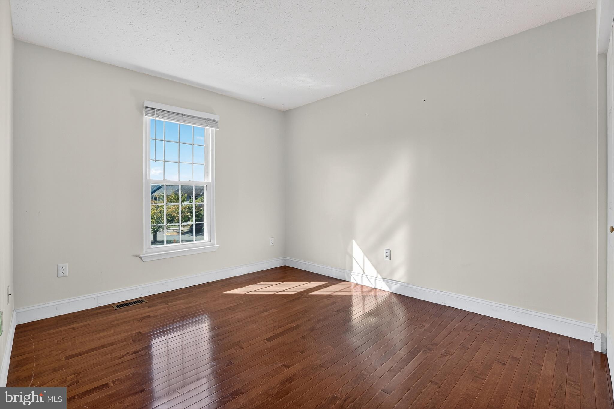 6784 WOOD DUCK COURT
