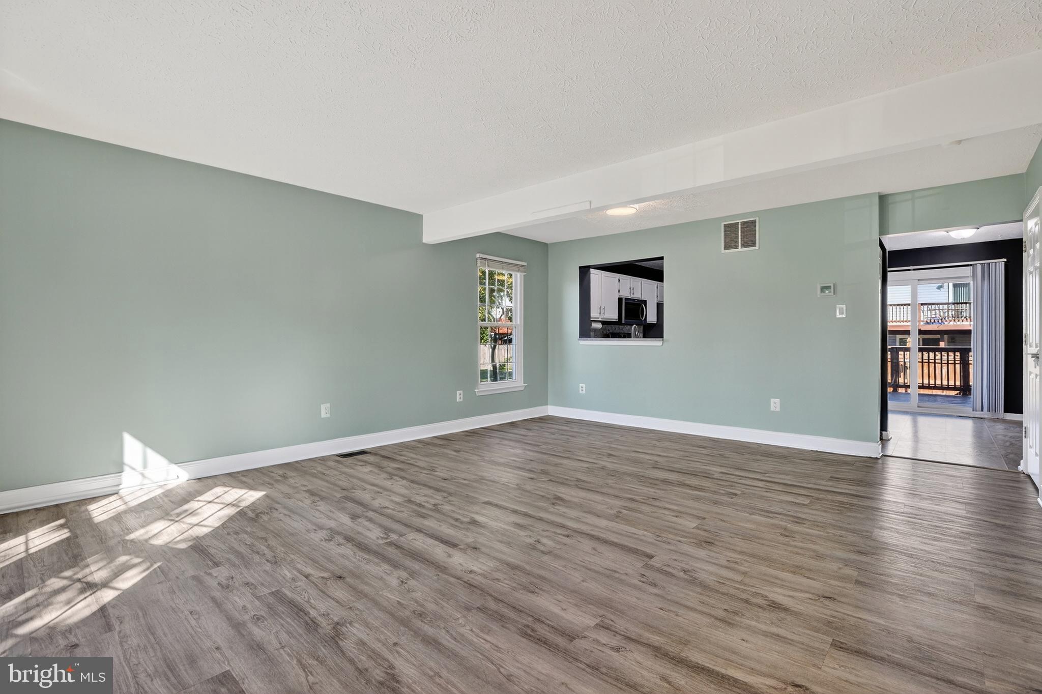 6784 WOOD DUCK COURT