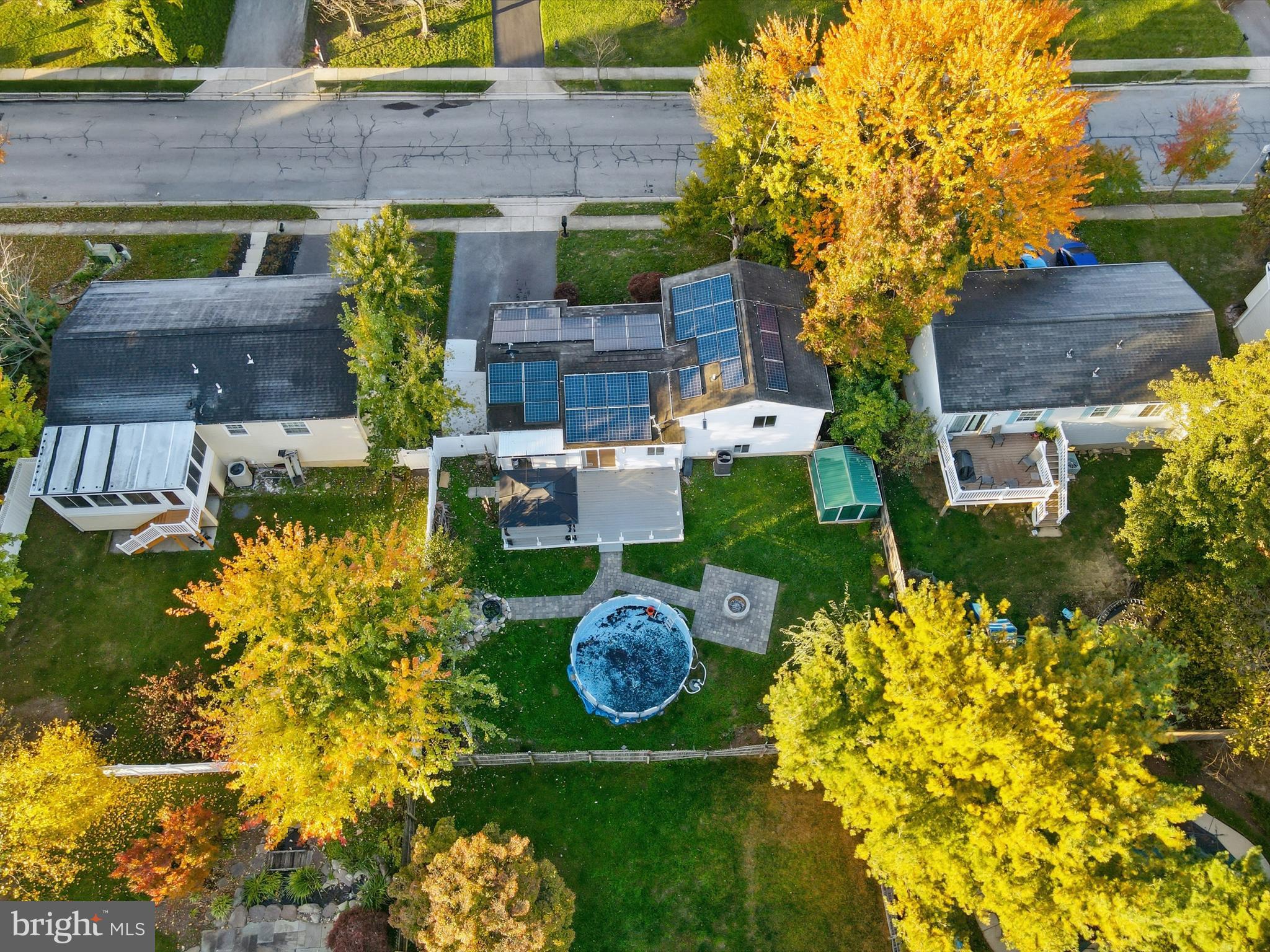 1816 ROCKY GLEN DRIVE