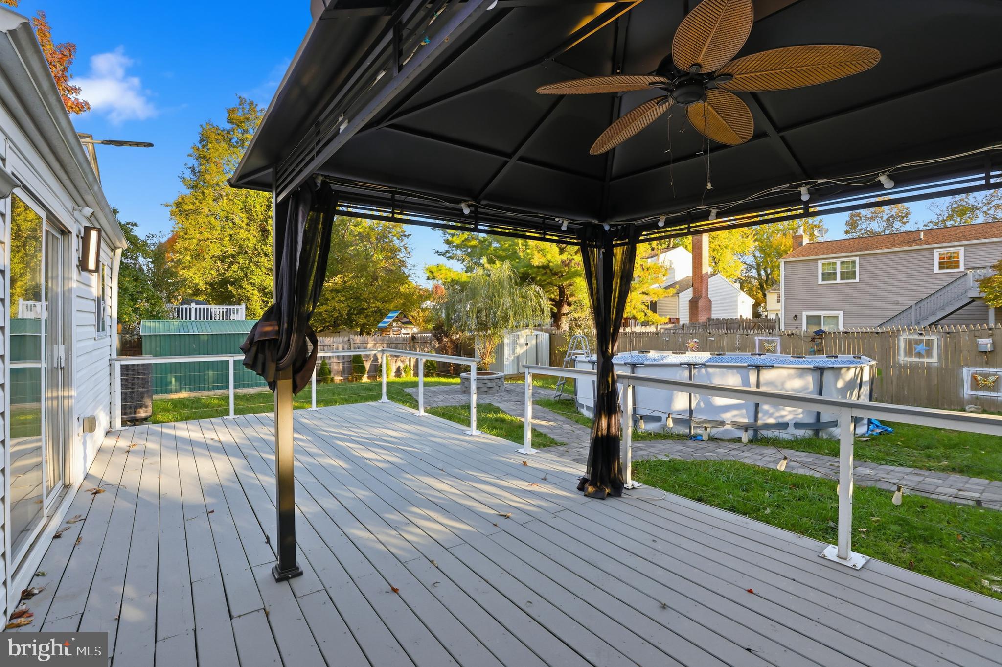 1816 ROCKY GLEN DRIVE